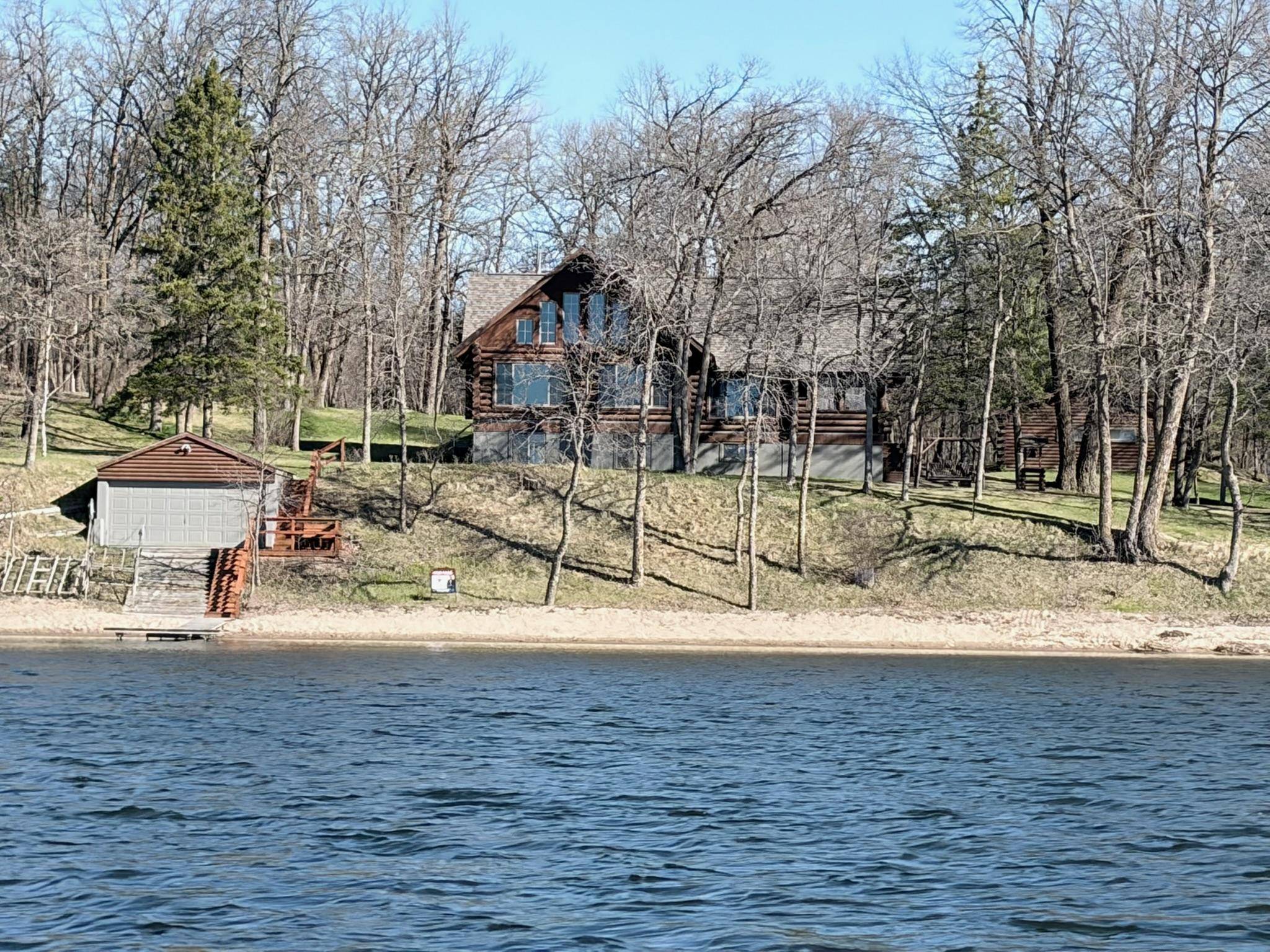 40105 Hunters RD, Ponsford, MN 56575