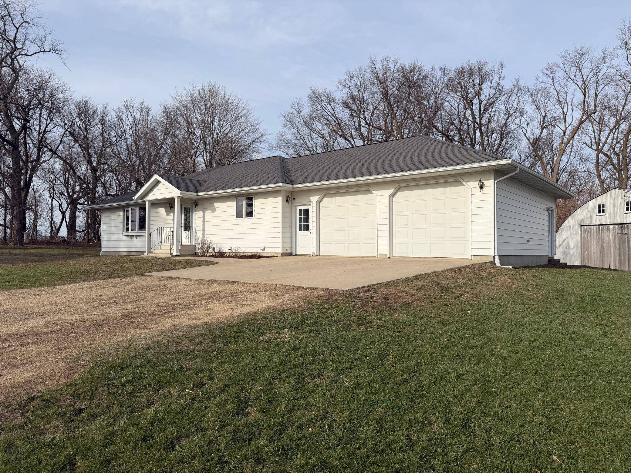 16612 670th AVE, Alden, MN 56009