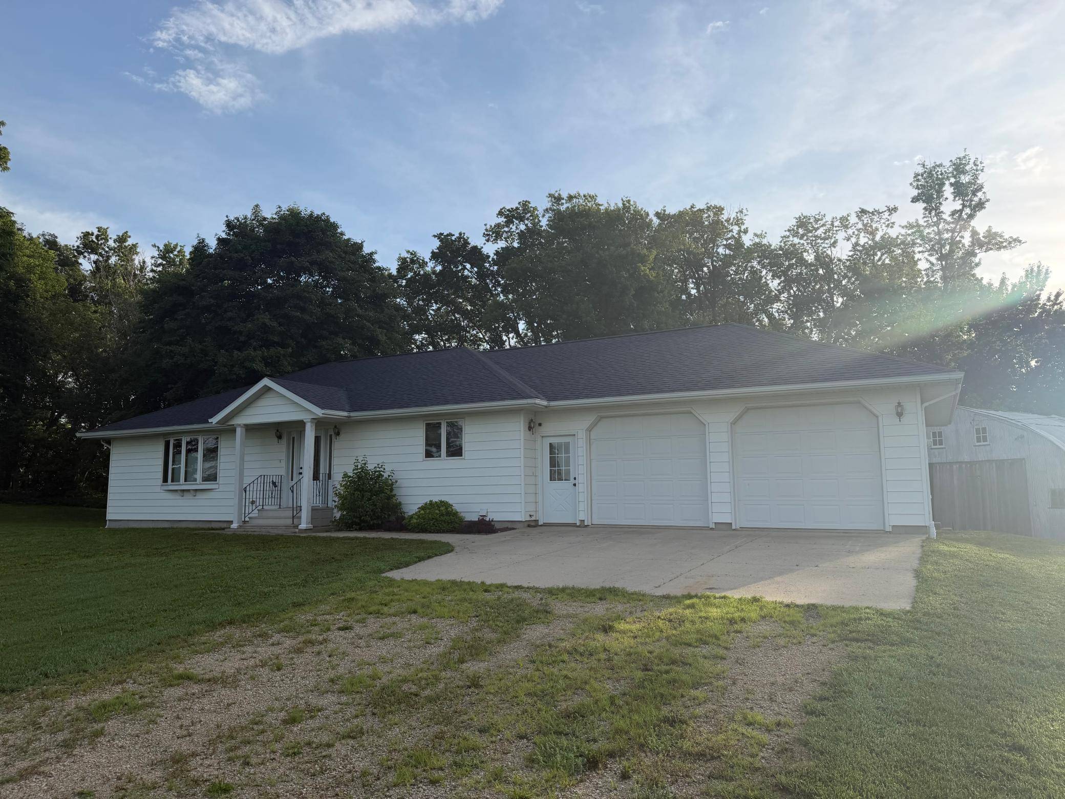16612 670th AVE, Alden, MN 56009