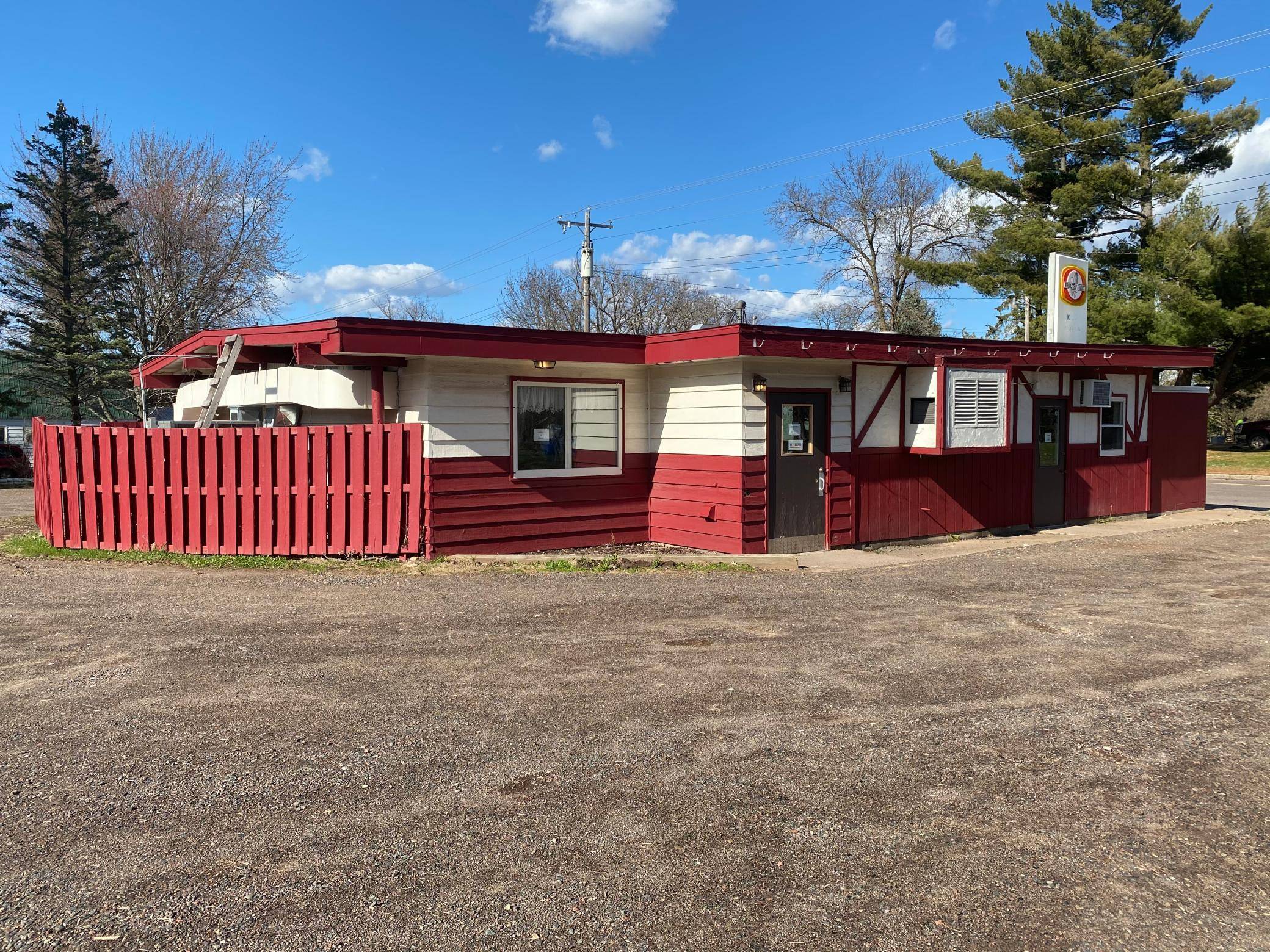 827 S Pine ST, Grantsburg, WI 54840