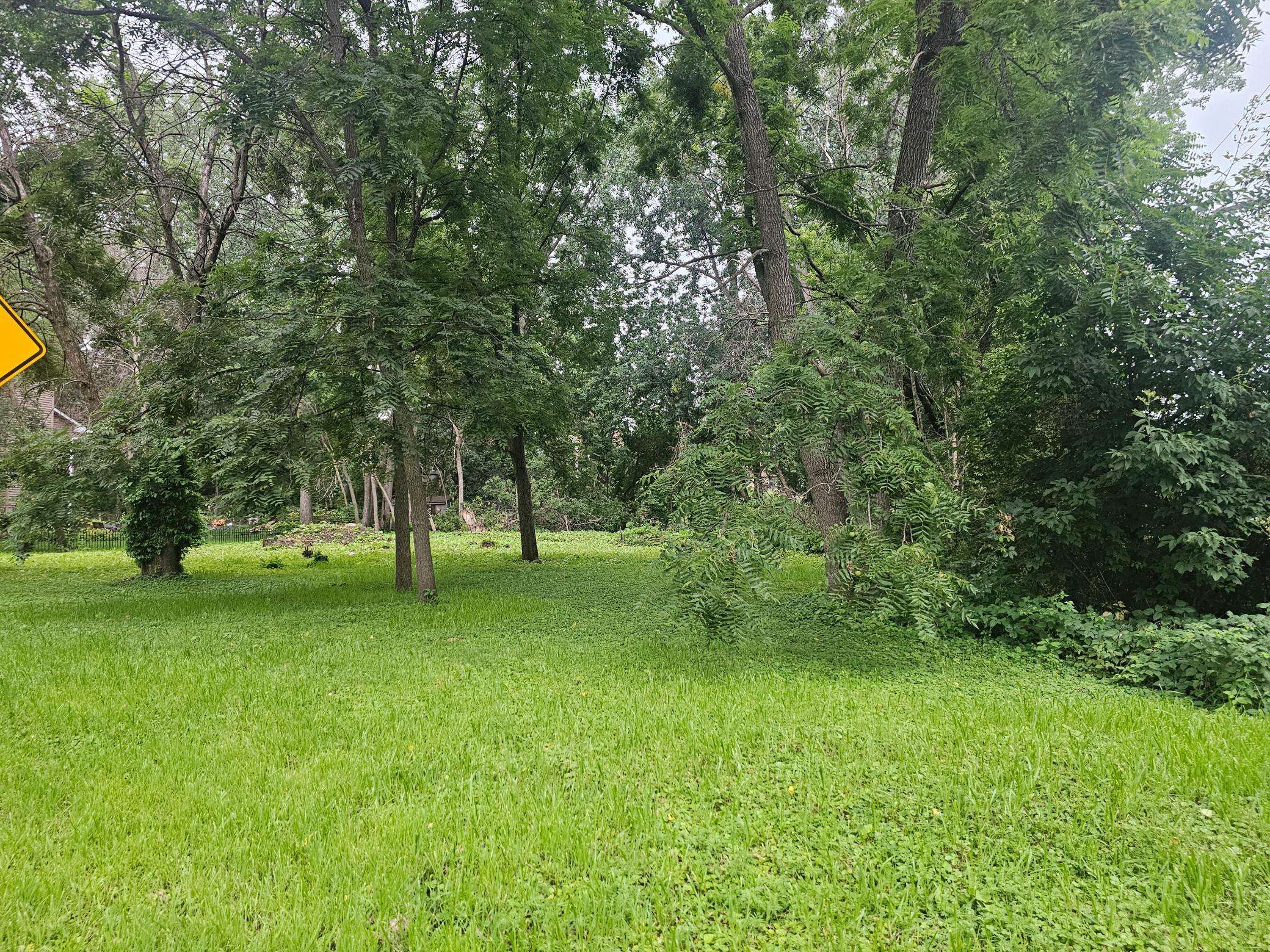 822 Palm CT, North Saint Paul, MN 55109