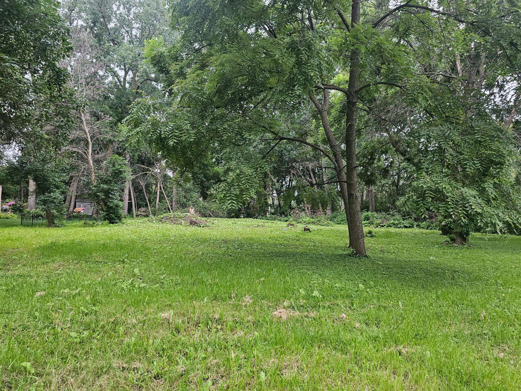 822 Palm CT, North Saint Paul, MN 55109