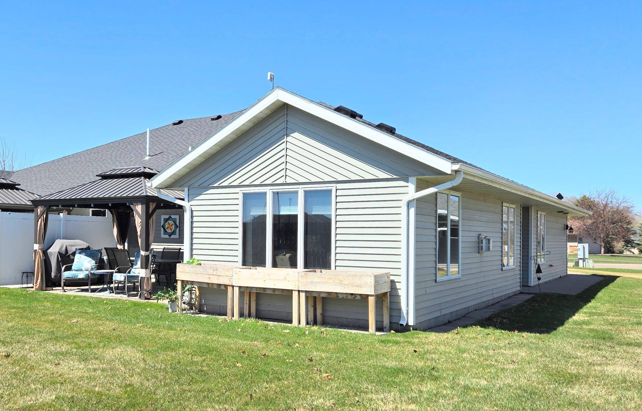 1425 Fairview LN, Little Falls, MN 56345