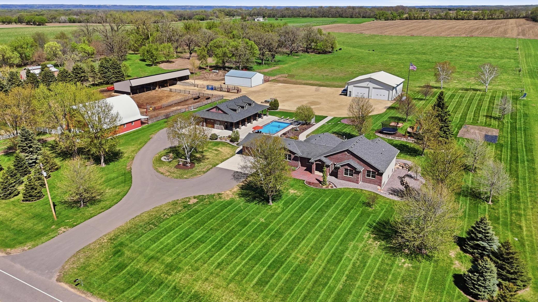 21356 Nicolai AVE, Hastings, MN 55033