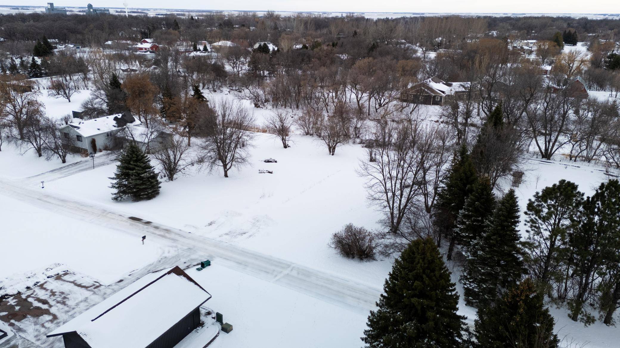 602 Sheyenne ST, Horace, ND 58047