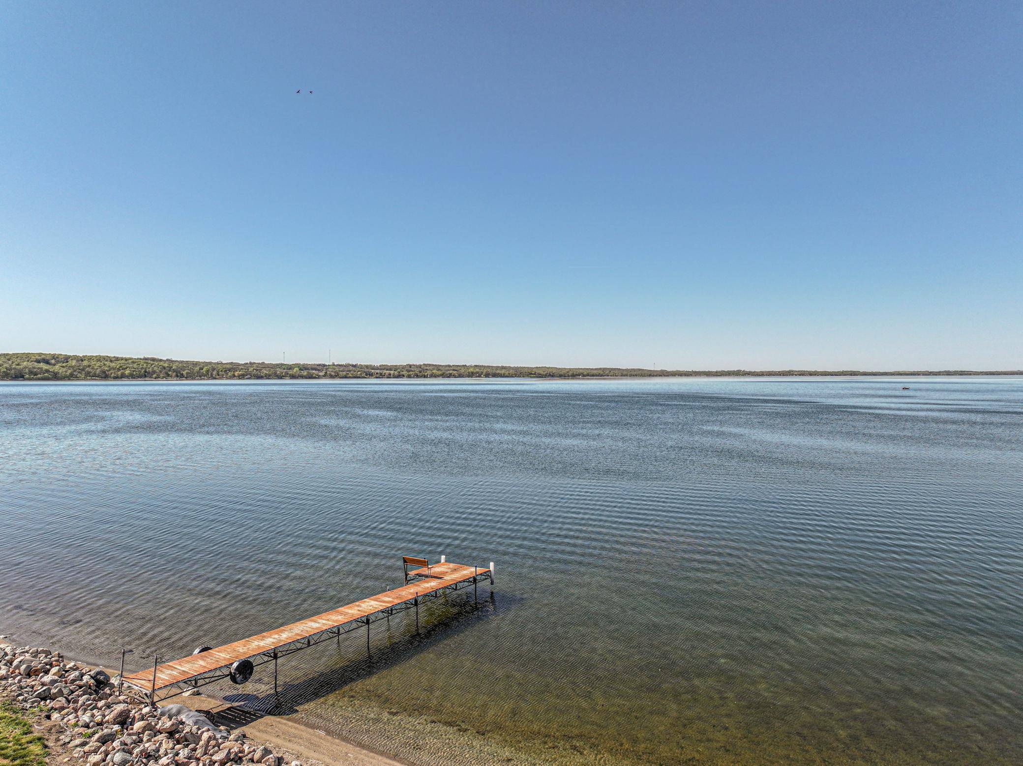 4 N Lakeshore DR, Glenwood, MN 56334