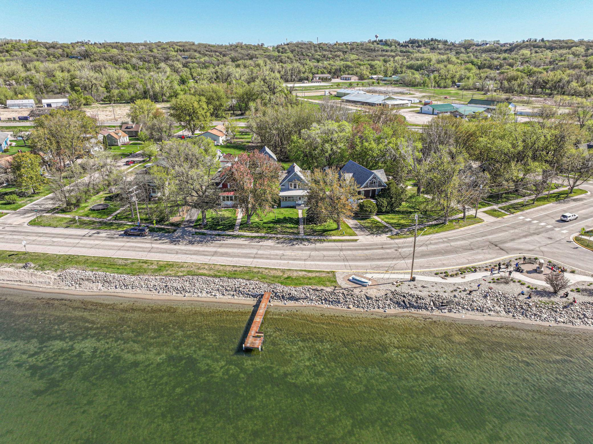 4 N Lakeshore DR, Glenwood, MN 56334