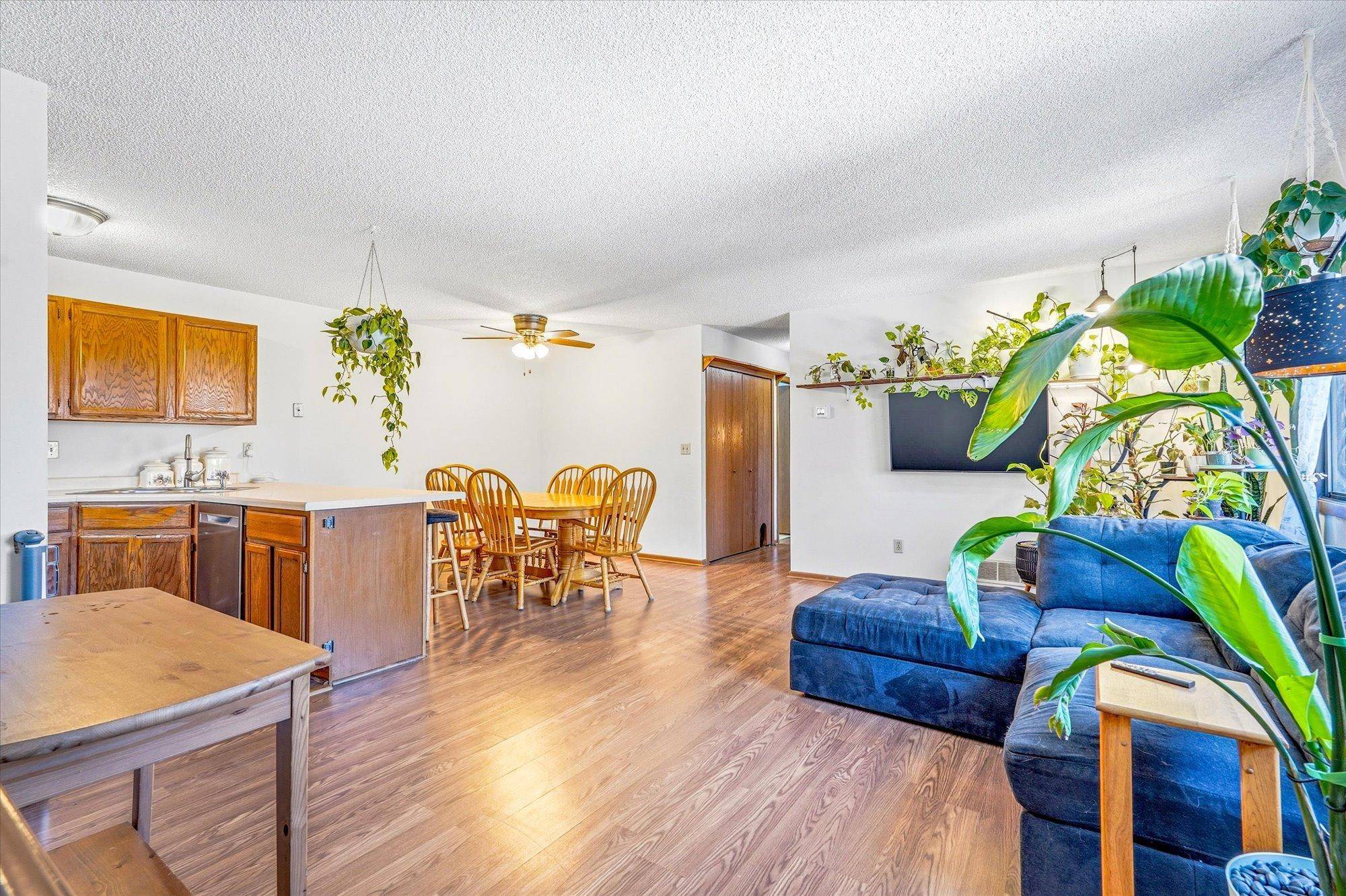 5734 Otter View TRL #18, White Bear Lake, MN 55110