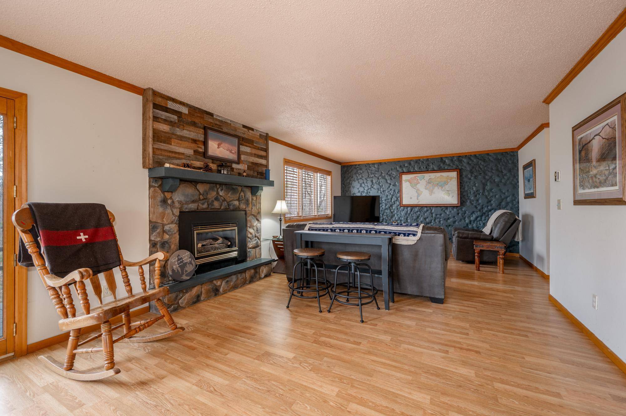 2114 SW 3rd AVE, Grand Rapids, MN 55744