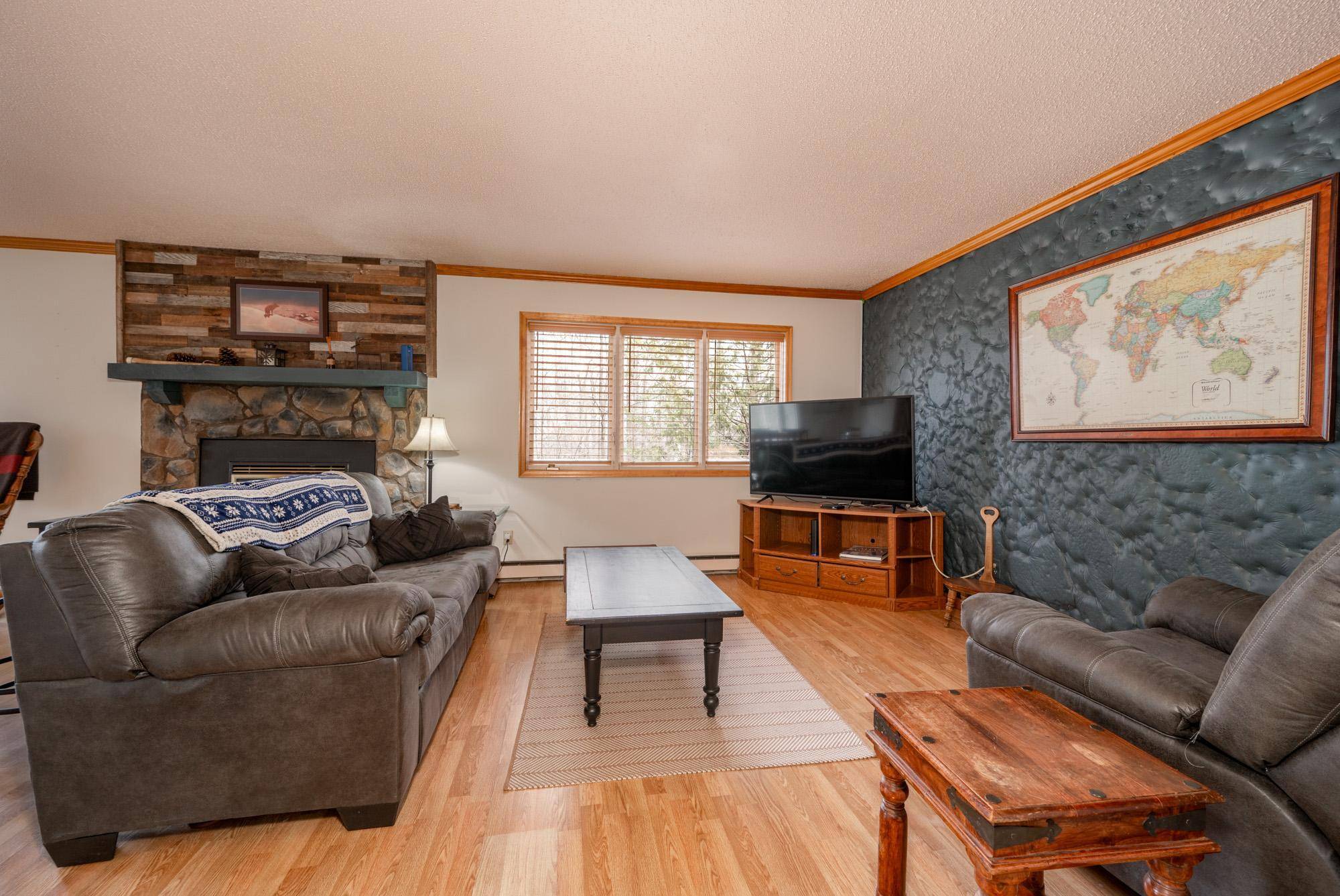 2114 SW 3rd AVE, Grand Rapids, MN 55744