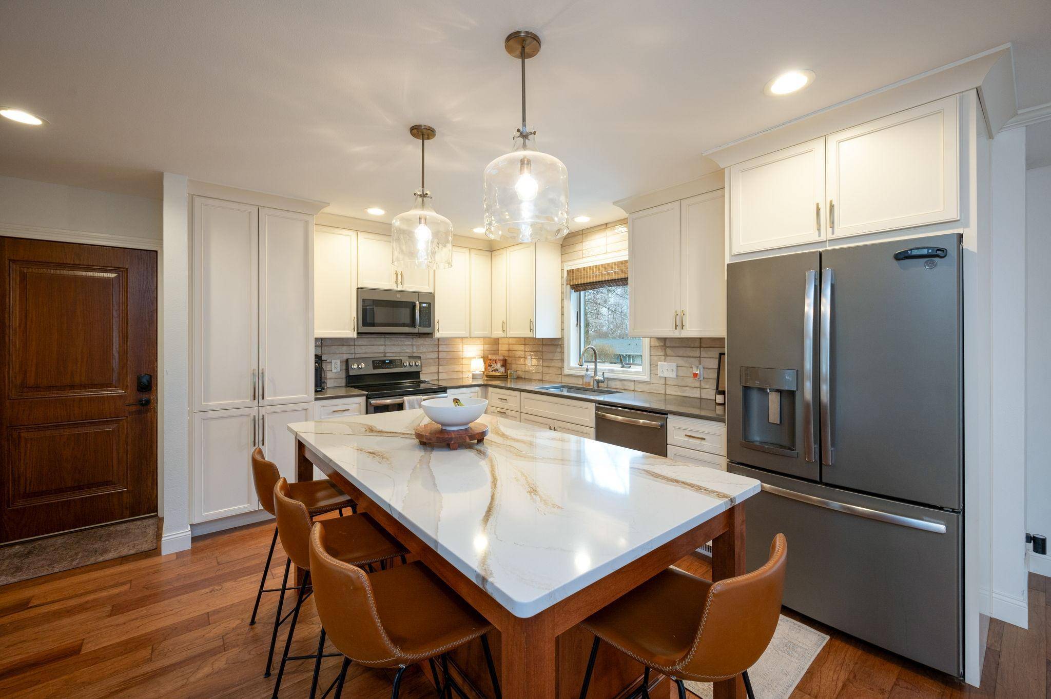3819 Cedar Creek CT, Fairmont, MN 56031
