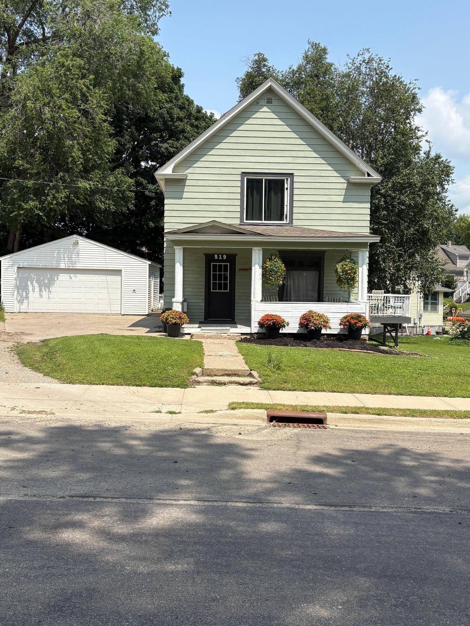519 Johnson ST, Albert Lea, MN 56007