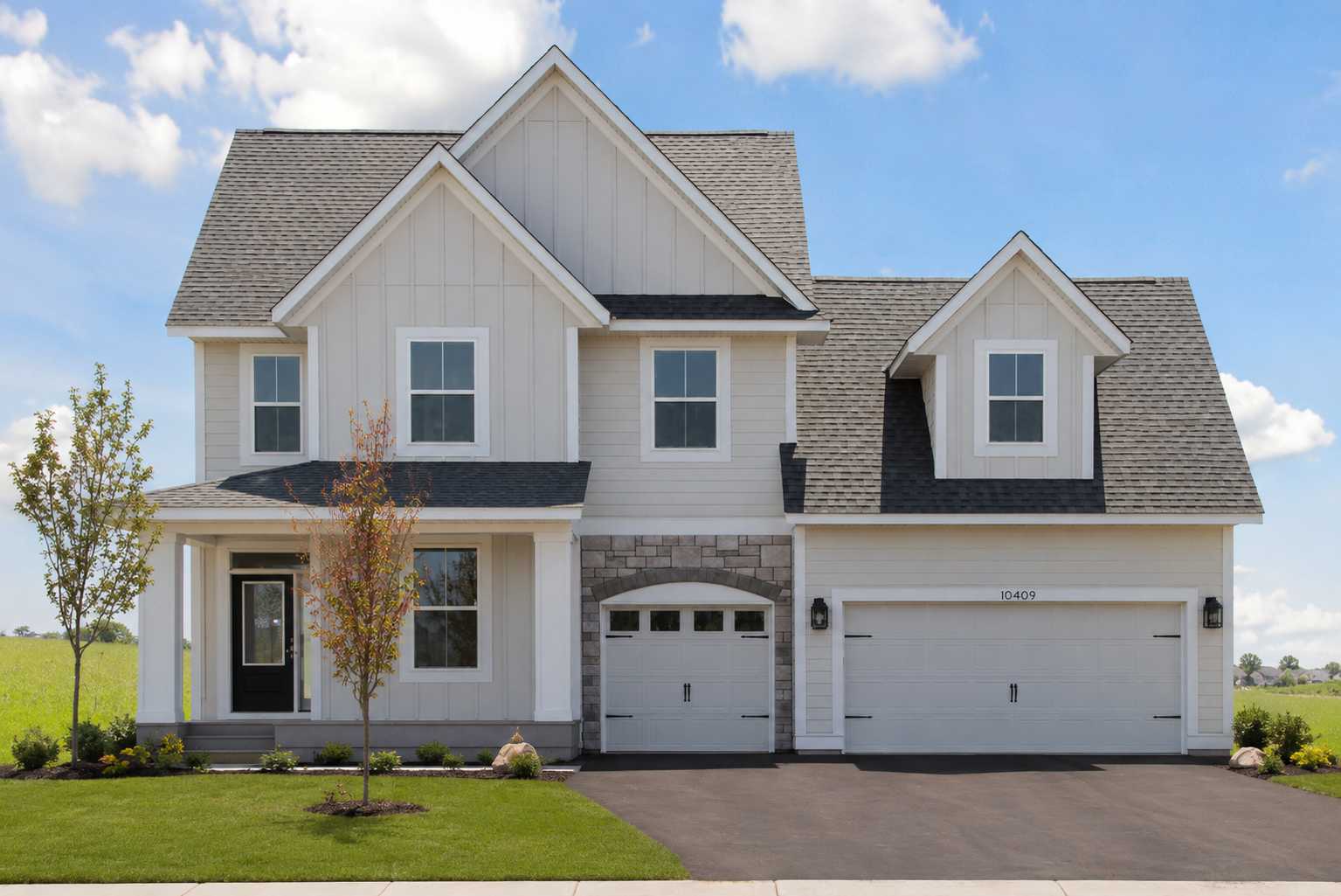 10409 Blackmoor RD, Woodbury, MN 55129