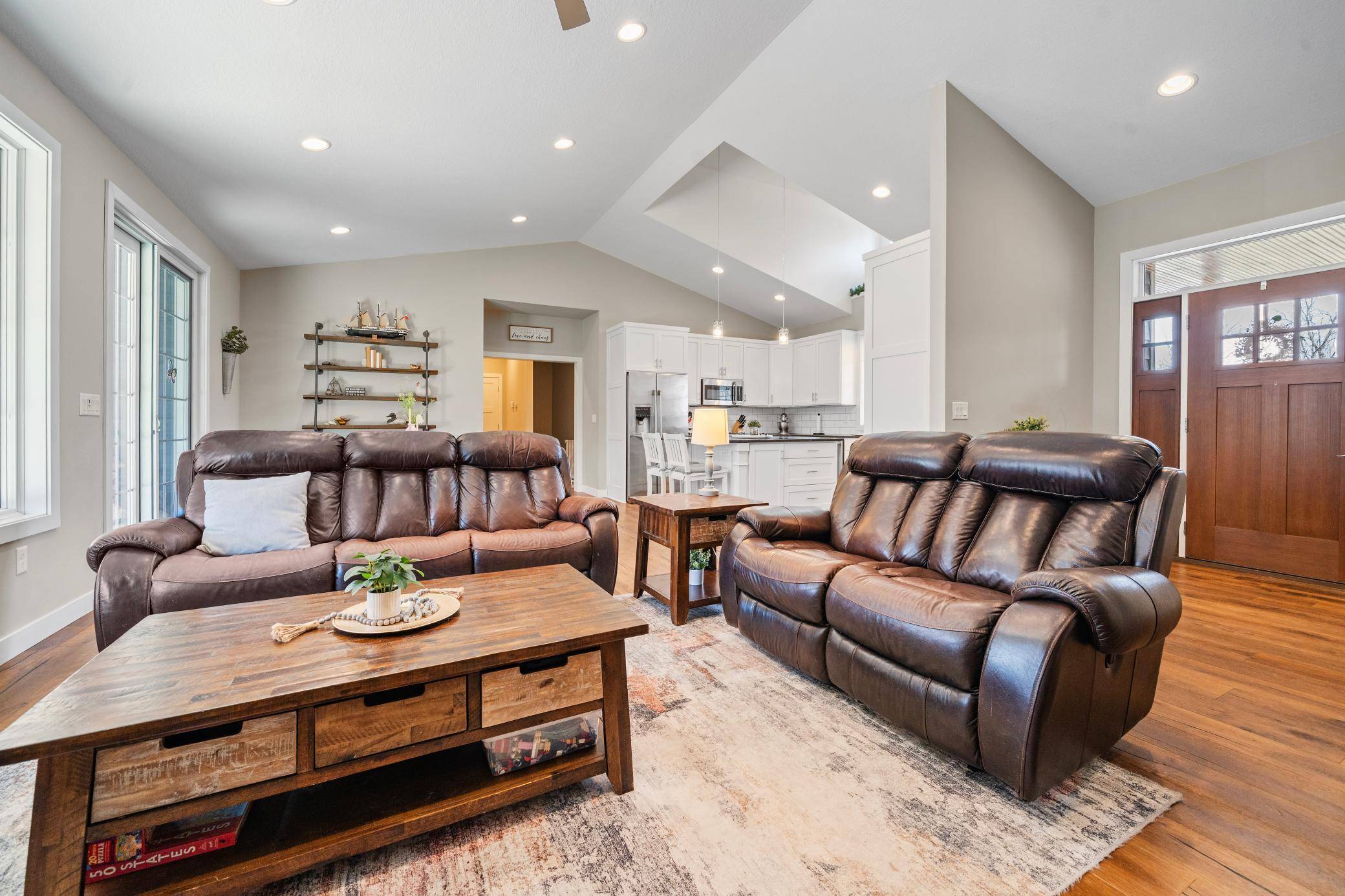 5201 Colonial CT NE, Alexandria, MN 56308