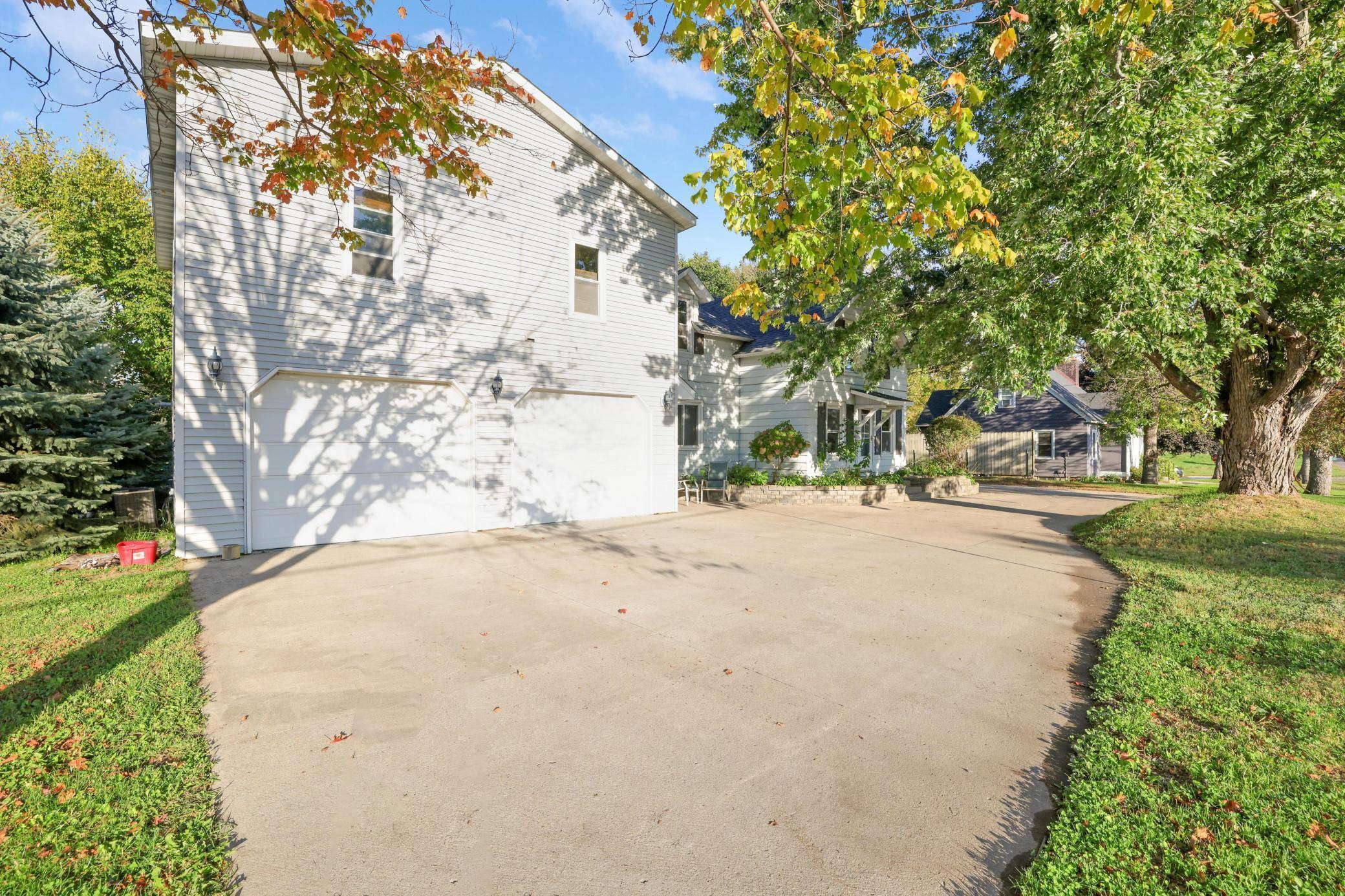 412 Prairie AVE, Faribault, MN 55021