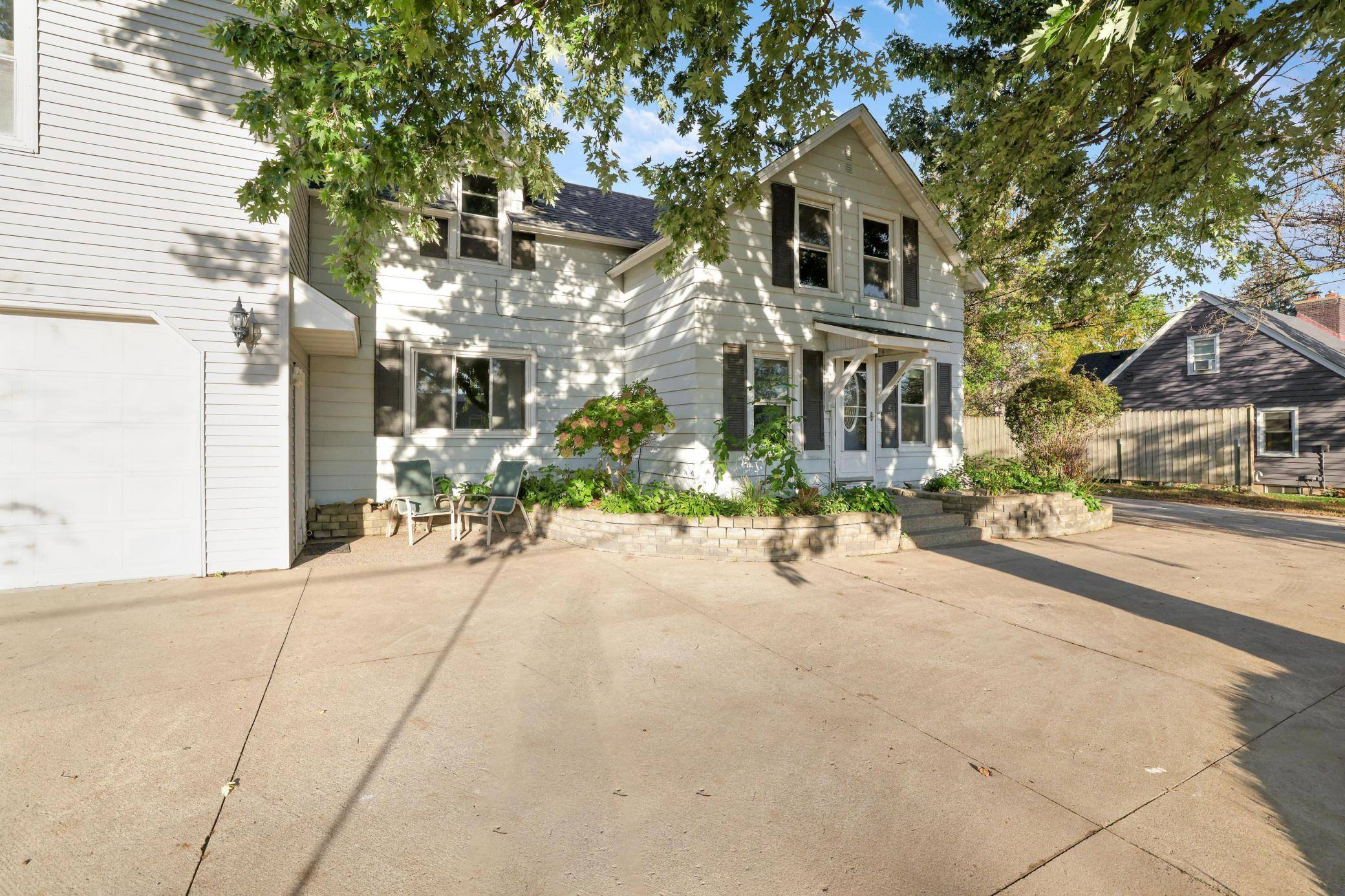 412 Prairie AVE, Faribault, MN 55021