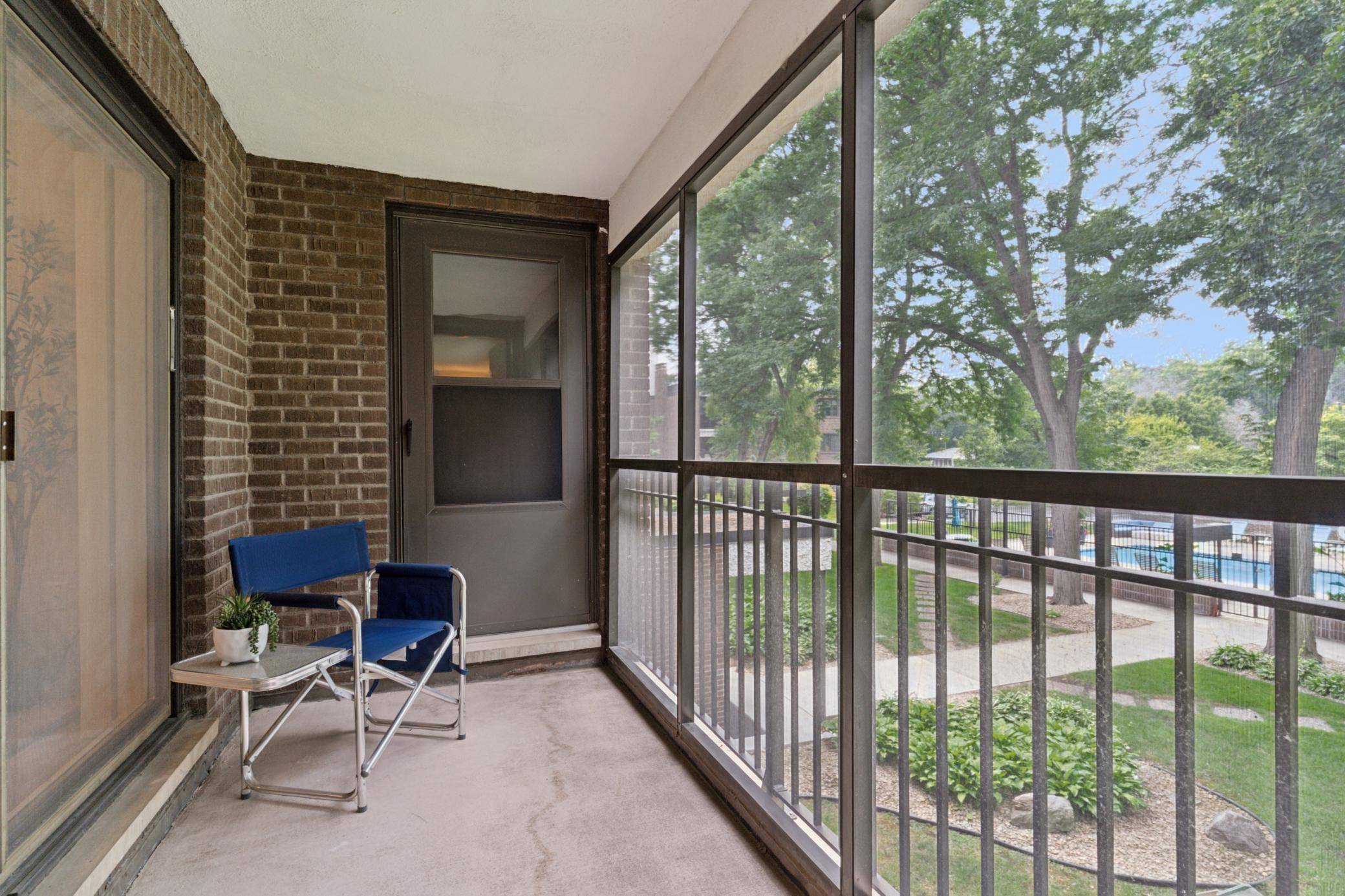 3412 Oak Ridge RD #211, Minnetonka, MN 55305