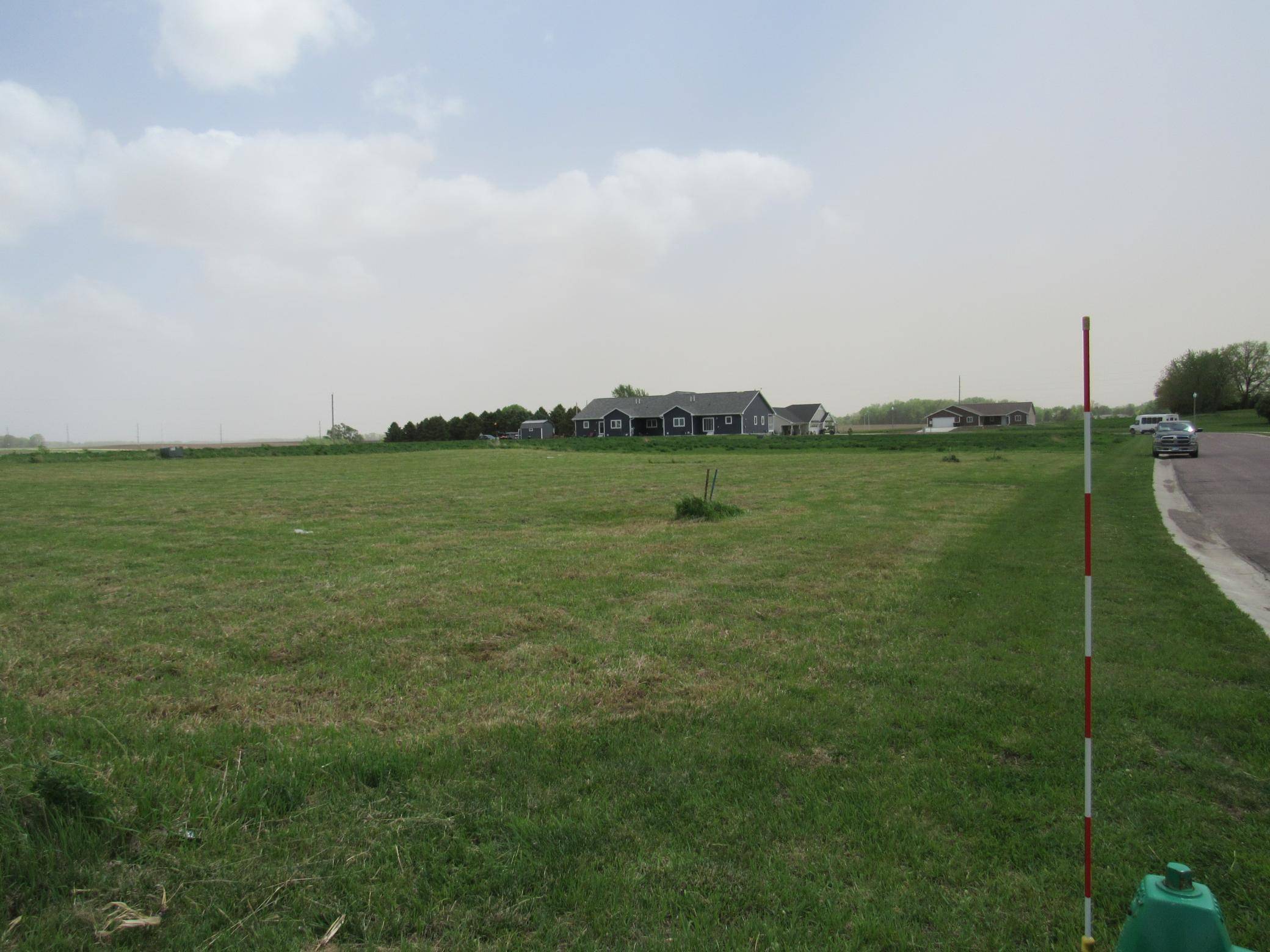 121 Bluestem DR, Blue Earth, MN 56013