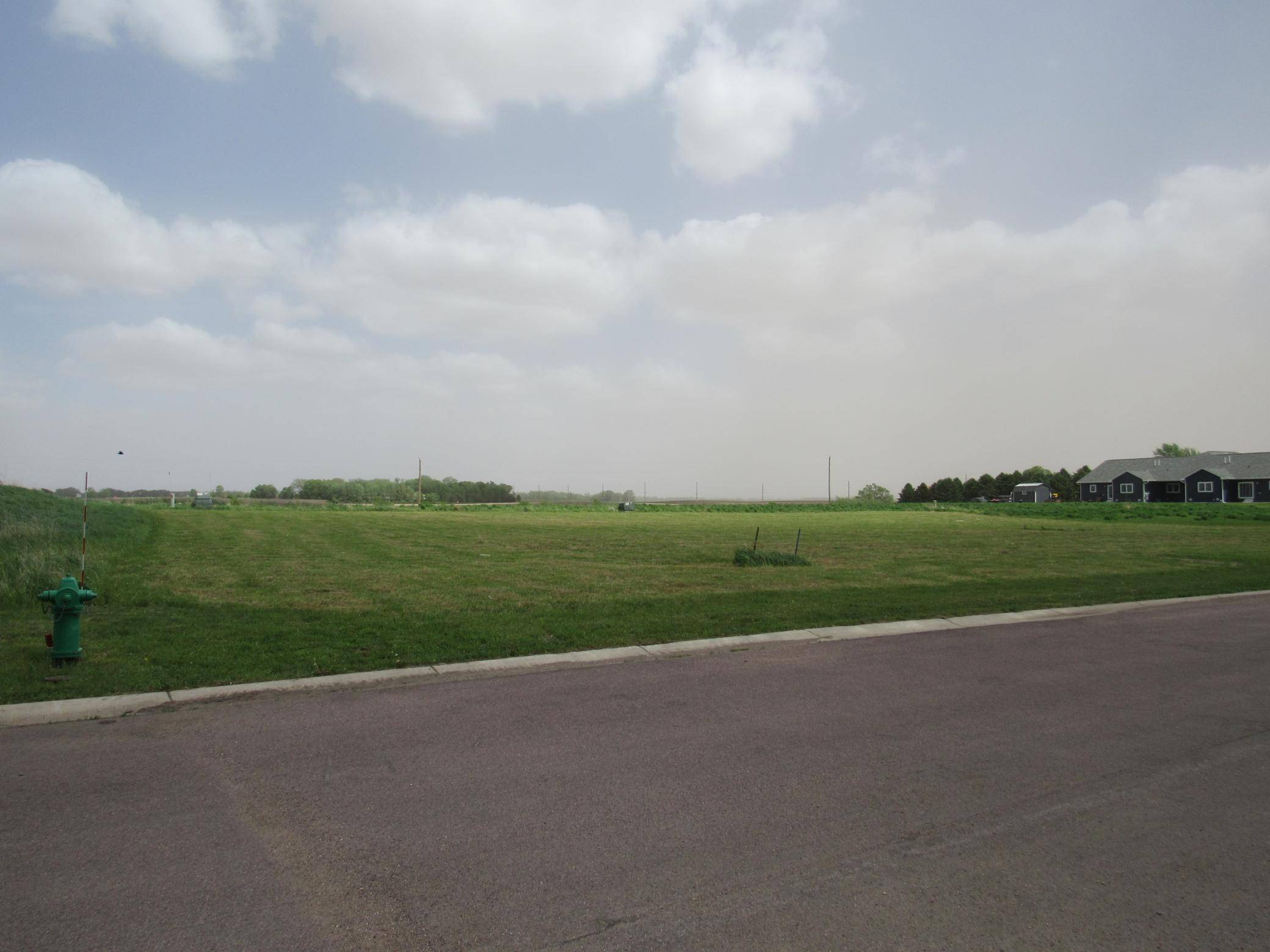 121 Bluestem DR, Blue Earth, MN 56013