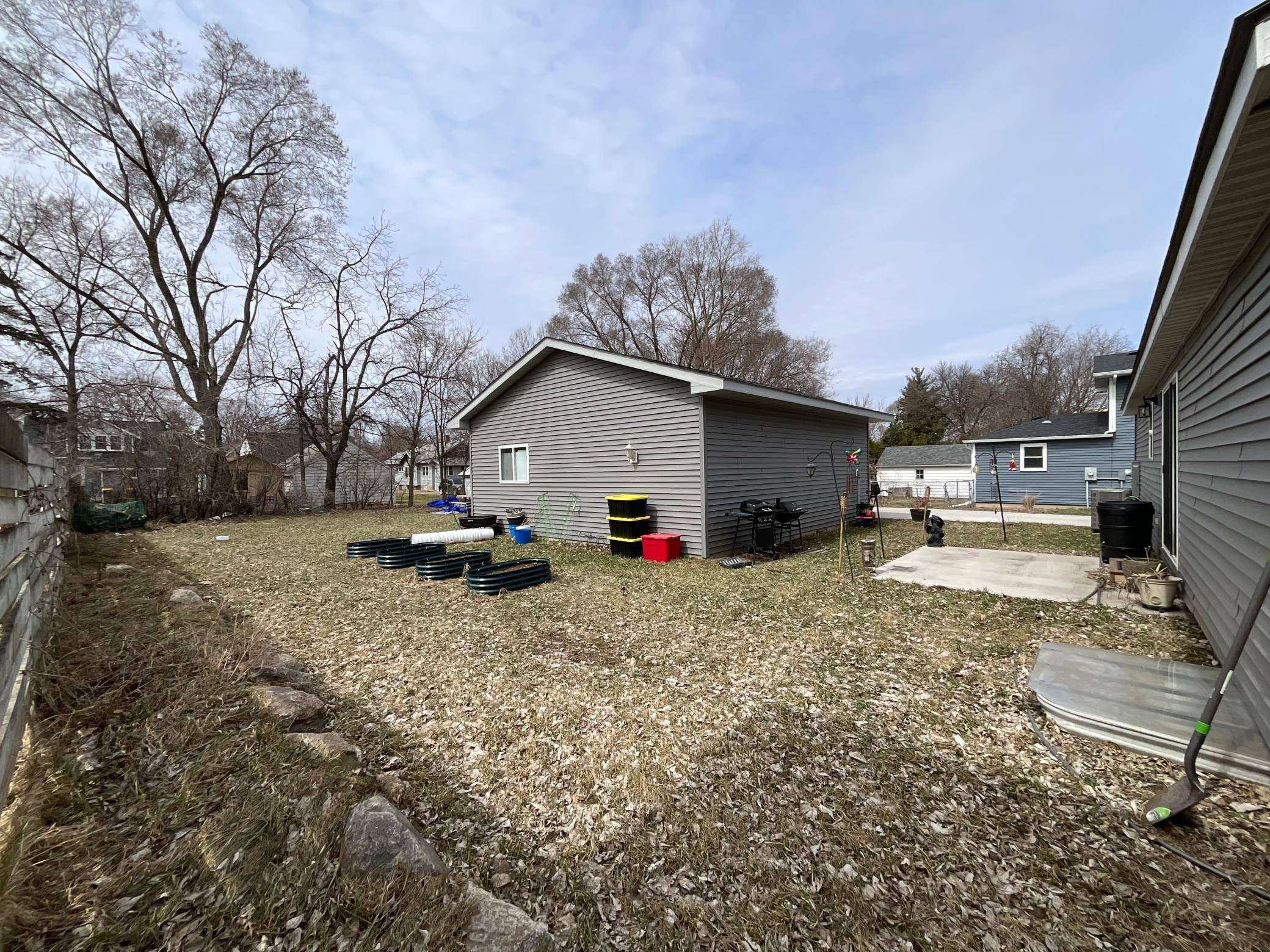 516 S Miller AVE, Litchfield, MN 55355