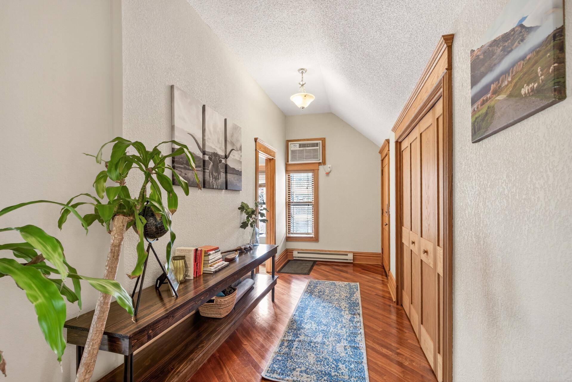 1936 Aldrich AVE S #E301, Minneapolis, MN 55403