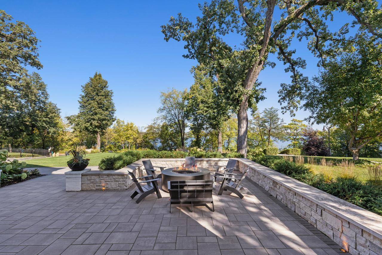 4889 E Lake Harriet Pkwy, Minneapolis, MN 55419