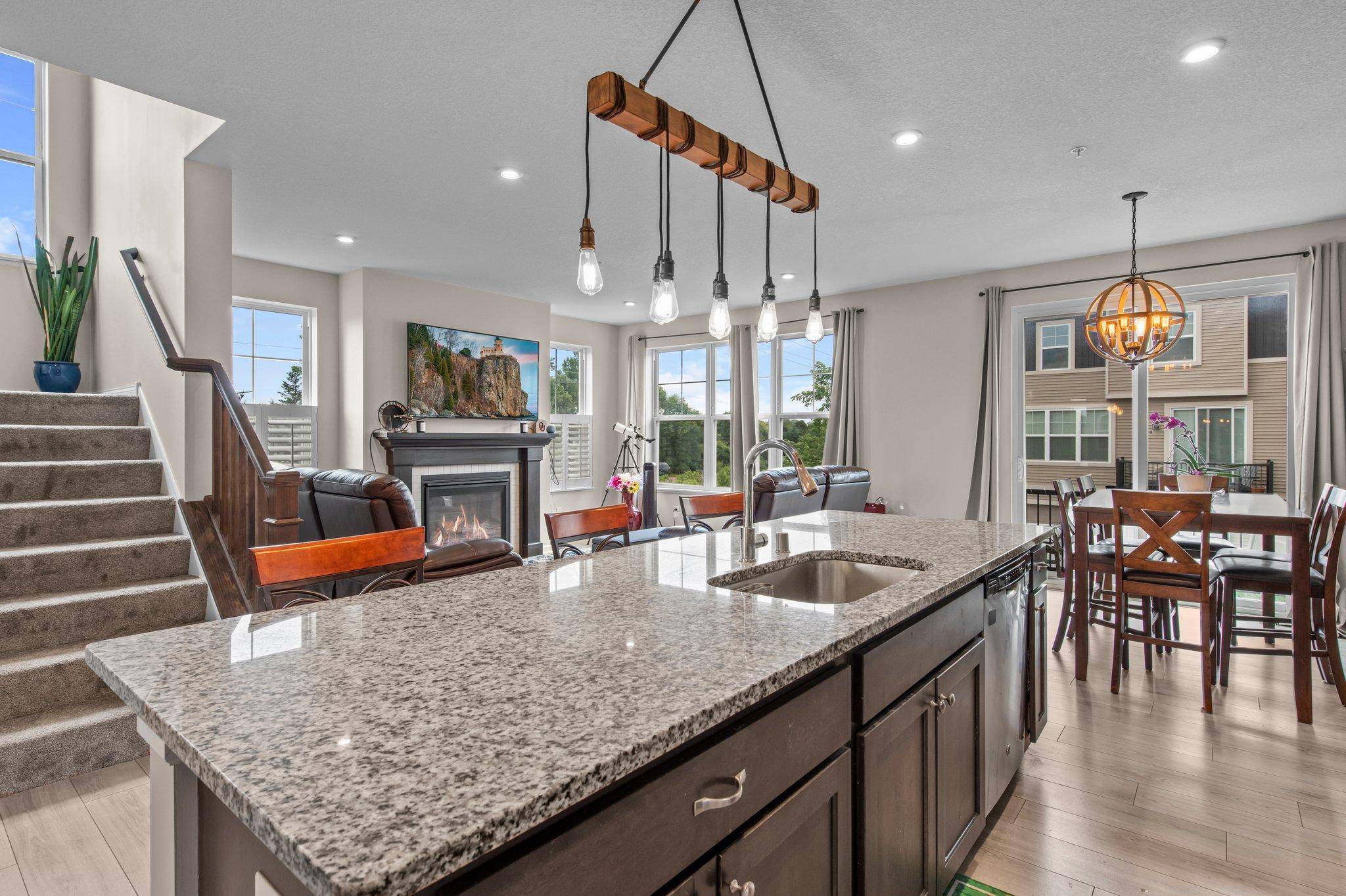 7680 Anthony PL, Victoria, MN 55386