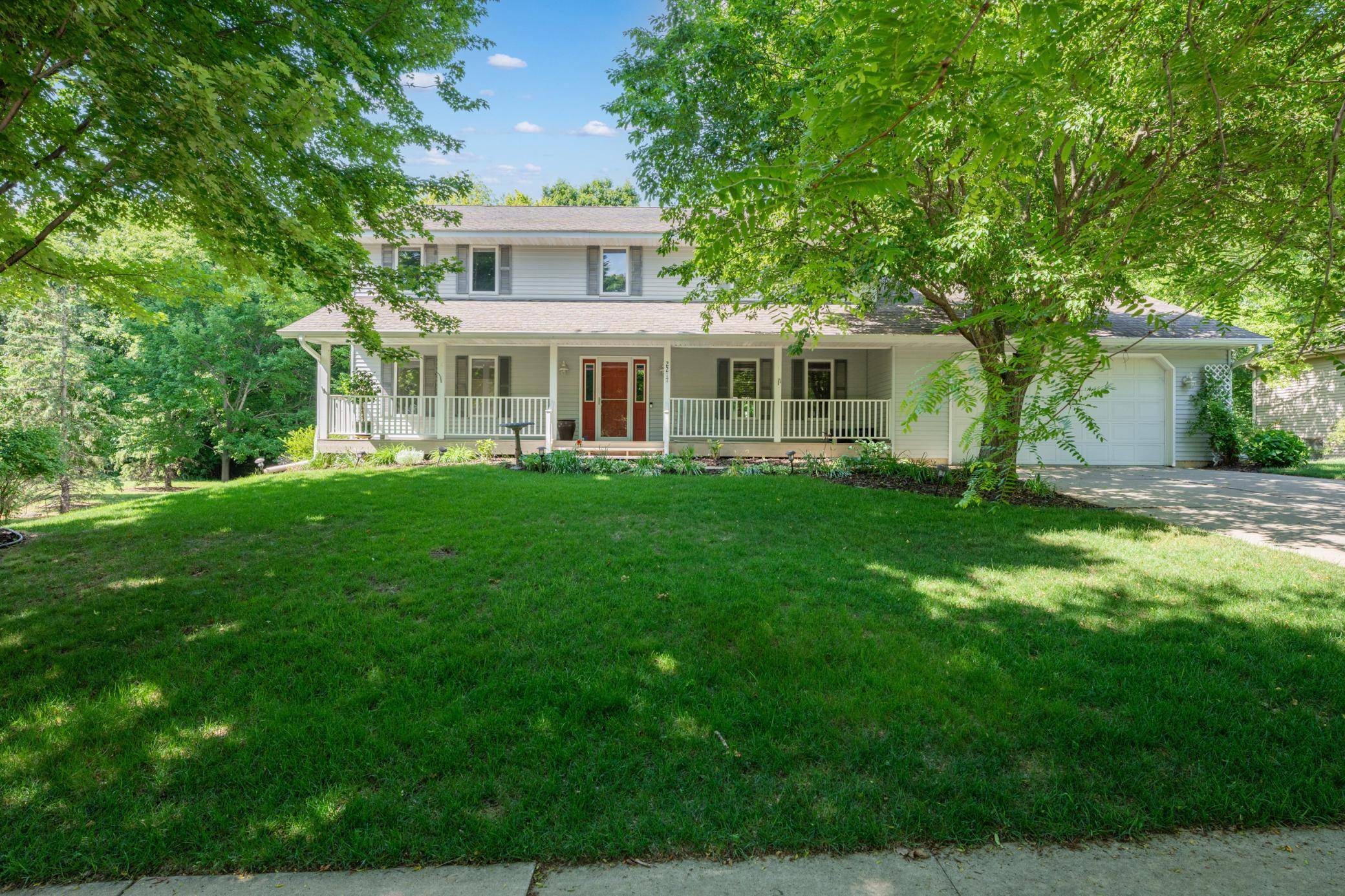 2217 Baihly Summit DR SW, Rochester, MN 55902