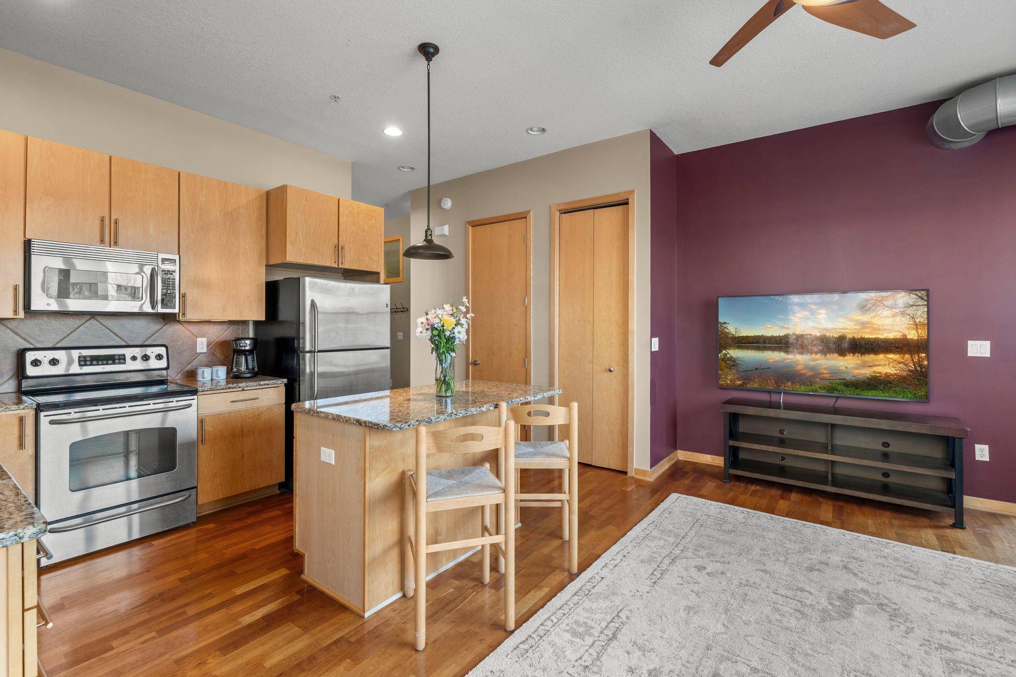 3640 Wooddale AVE S #121, Saint Louis Park, MN 55416