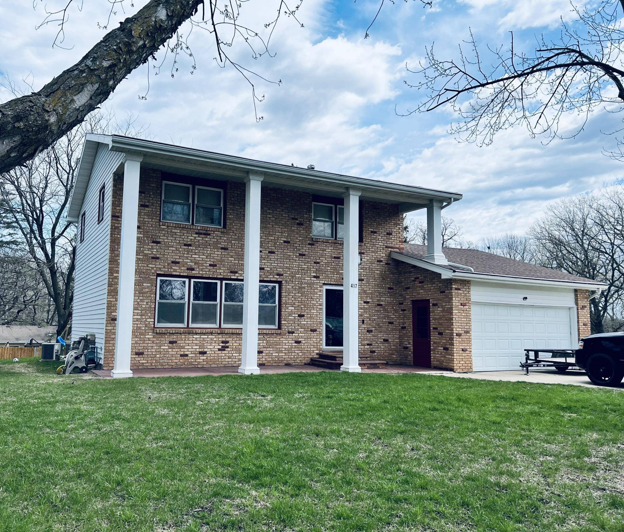 417 Meredith RD, Albert Lea, MN 56007