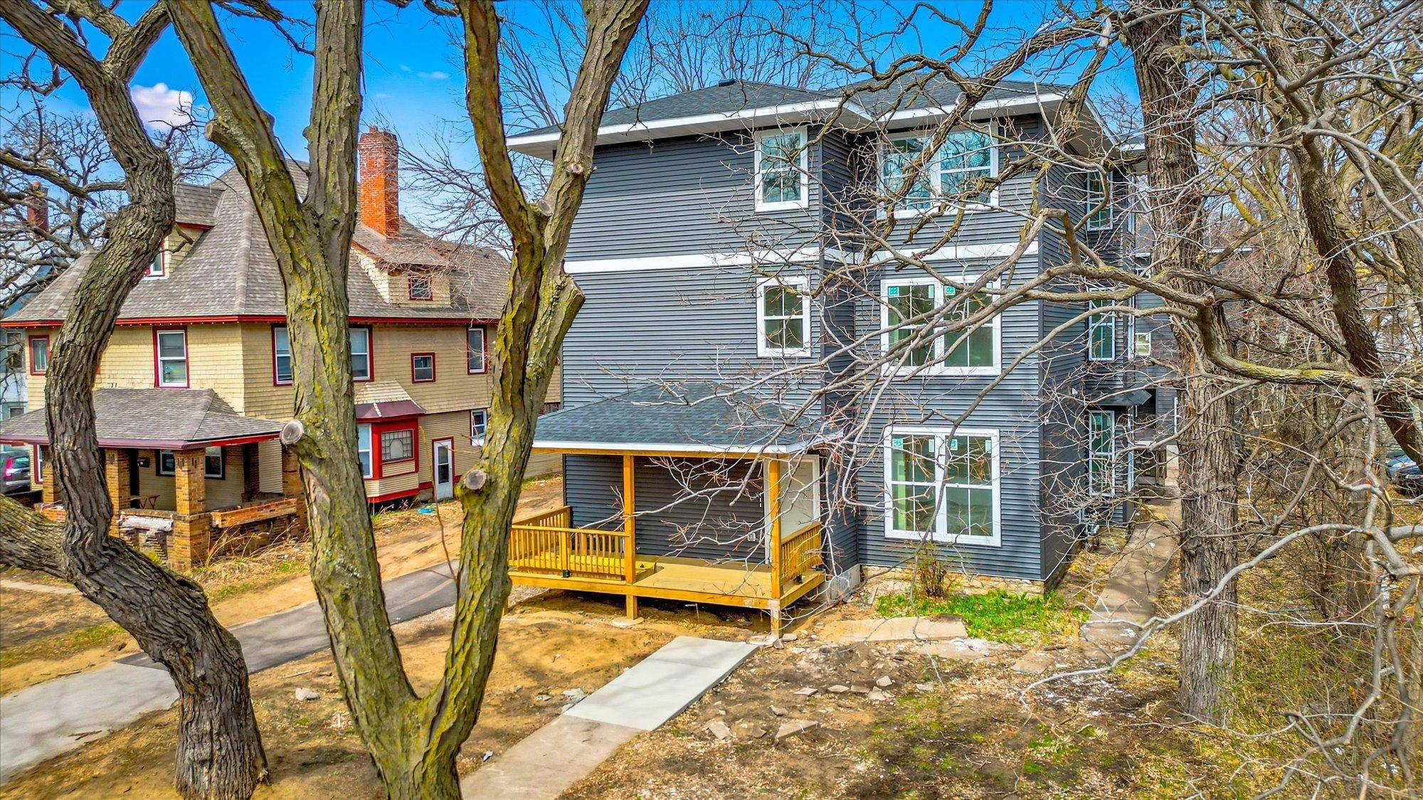 811-815 6th ST SE, Minneapolis, MN 55414