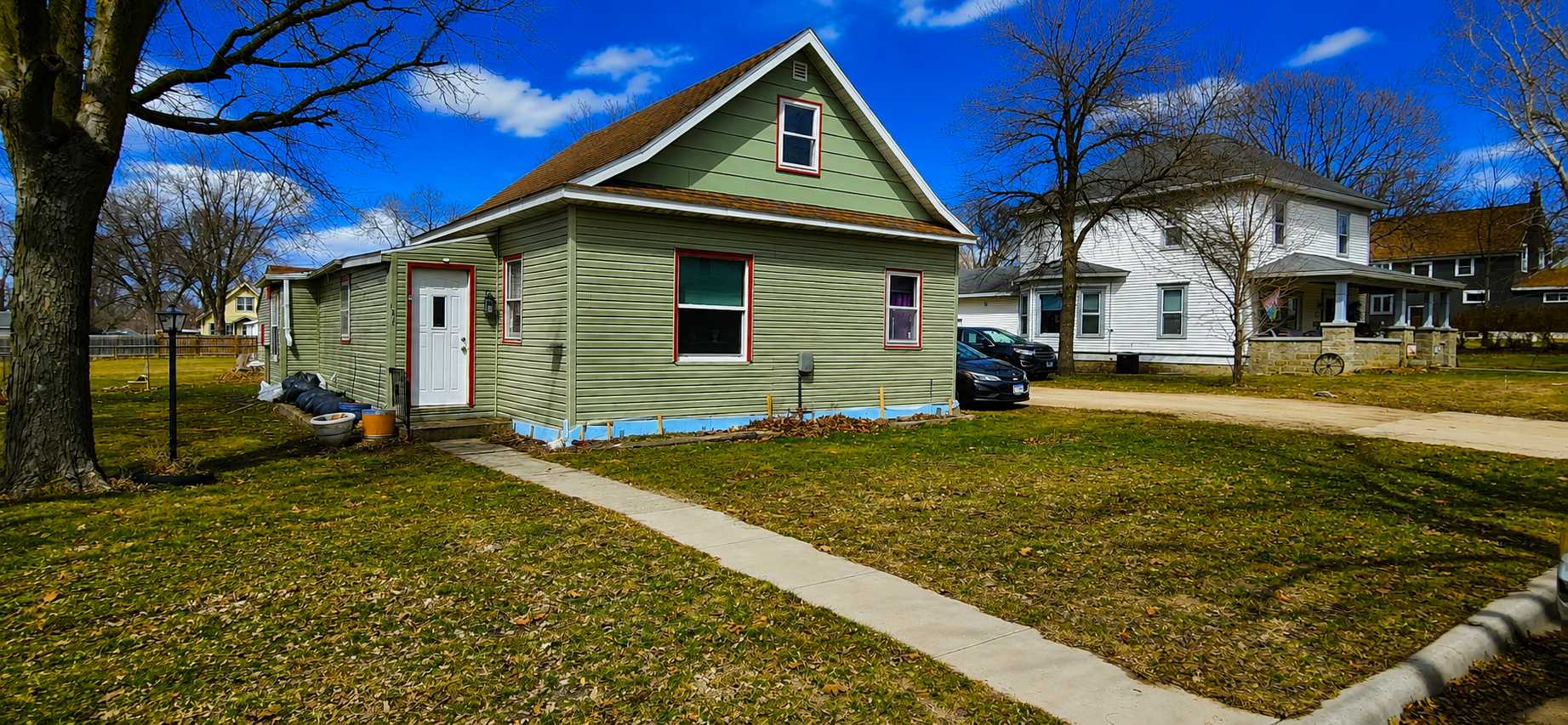 131 E Schlieman AVE, Appleton, MN 56208