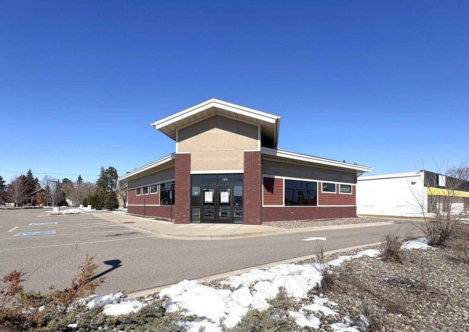 209 Washington ST #Entire Bldg, Brainerd, MN 56401