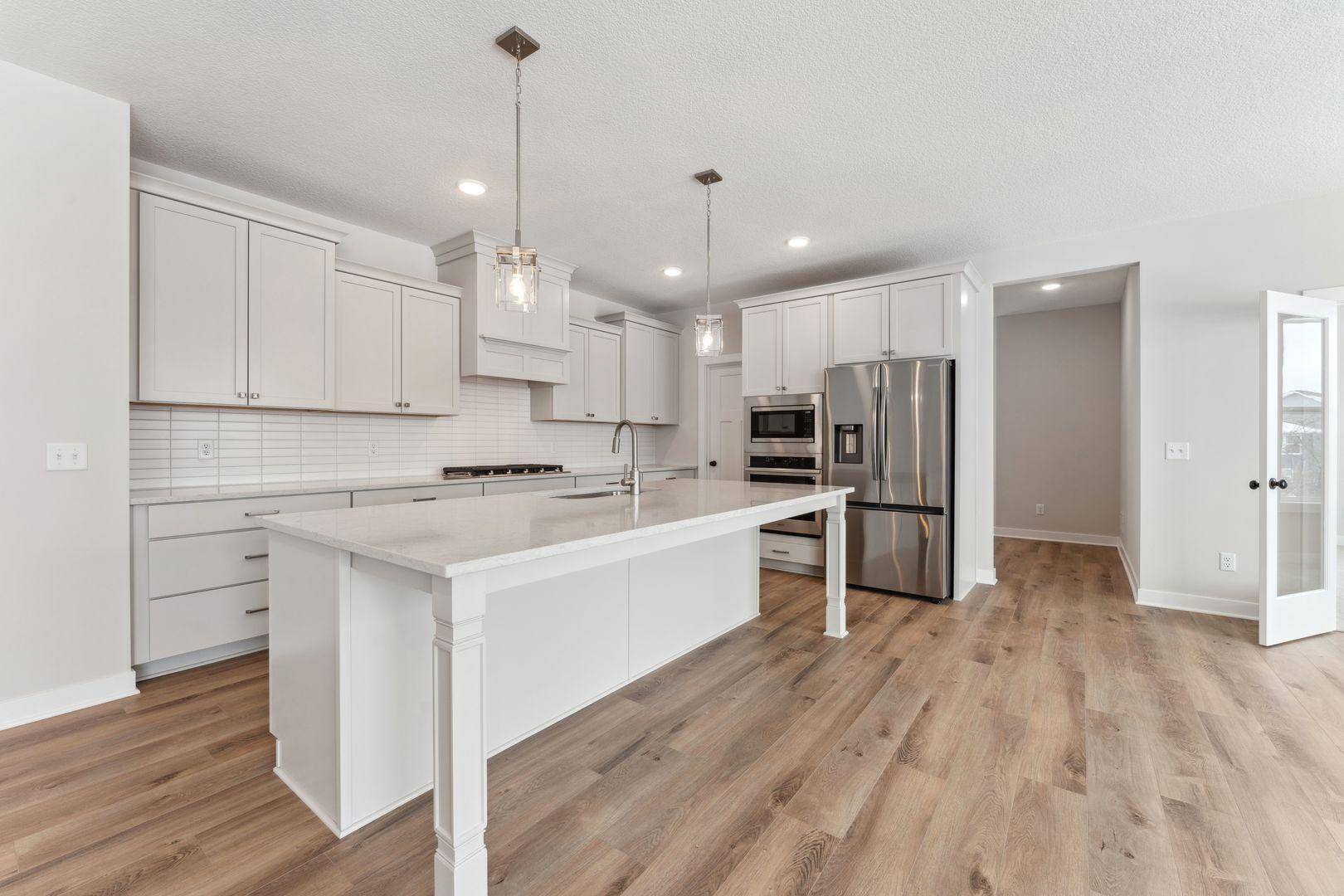 XXX Knightsbridge Ln N, Lake Elmo, MN 55042
