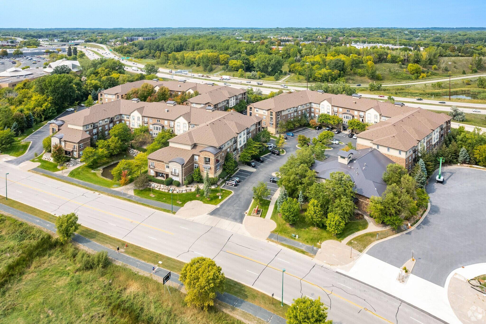 13560 Technology DR #1206, Eden Prairie, MN 55344