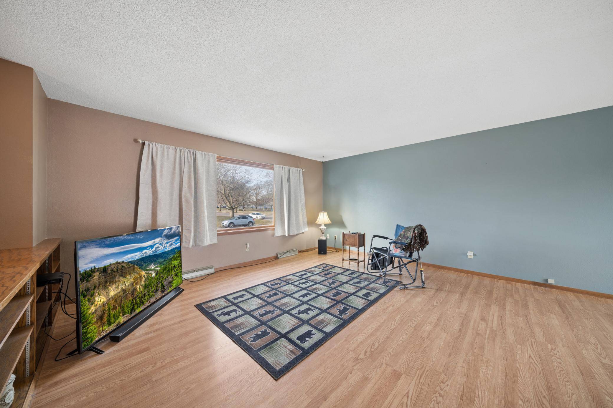 402 E 2nd ST N, Truman, MN 56088