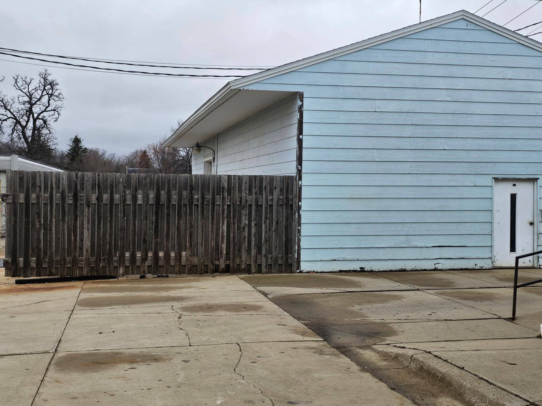 214 6th AVE E, Alexandria, MN 56308