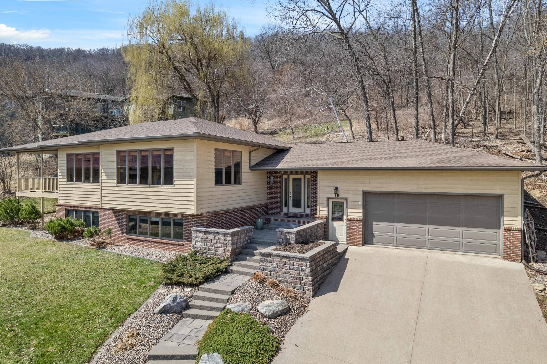 76 Rodeo DR, Winona, MN 55987