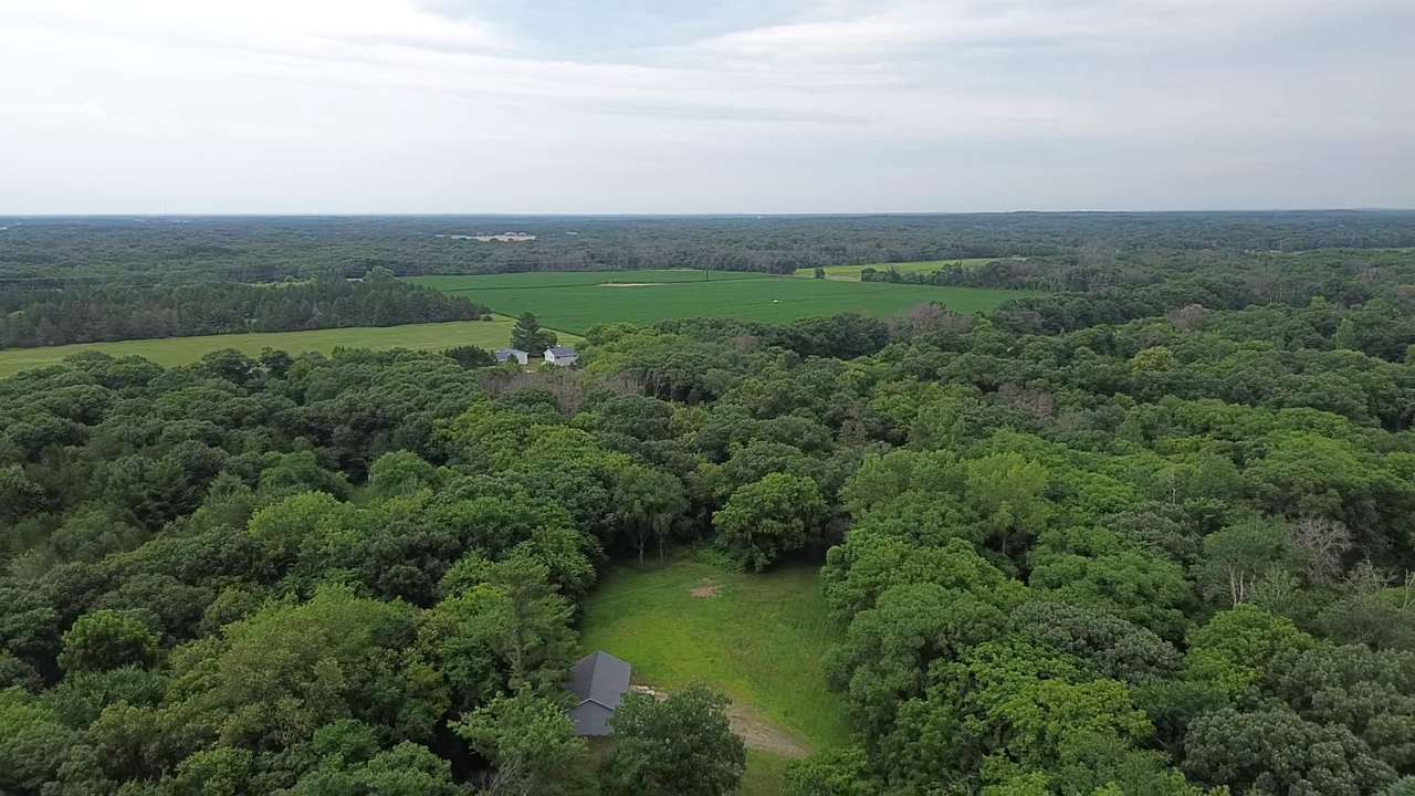 5859 125th AVE, Clear Lake, MN 55319