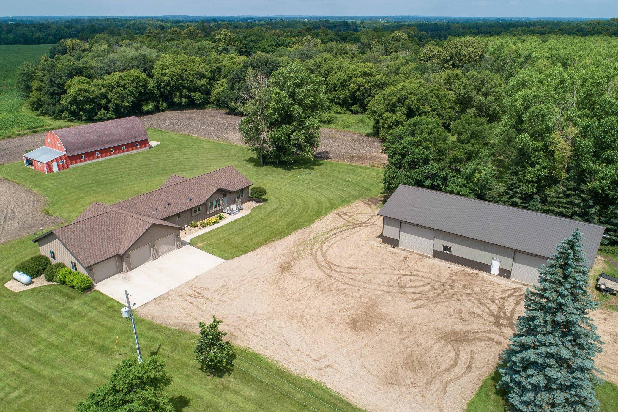 6432 Botzet RD NE, Nelson, MN 56355