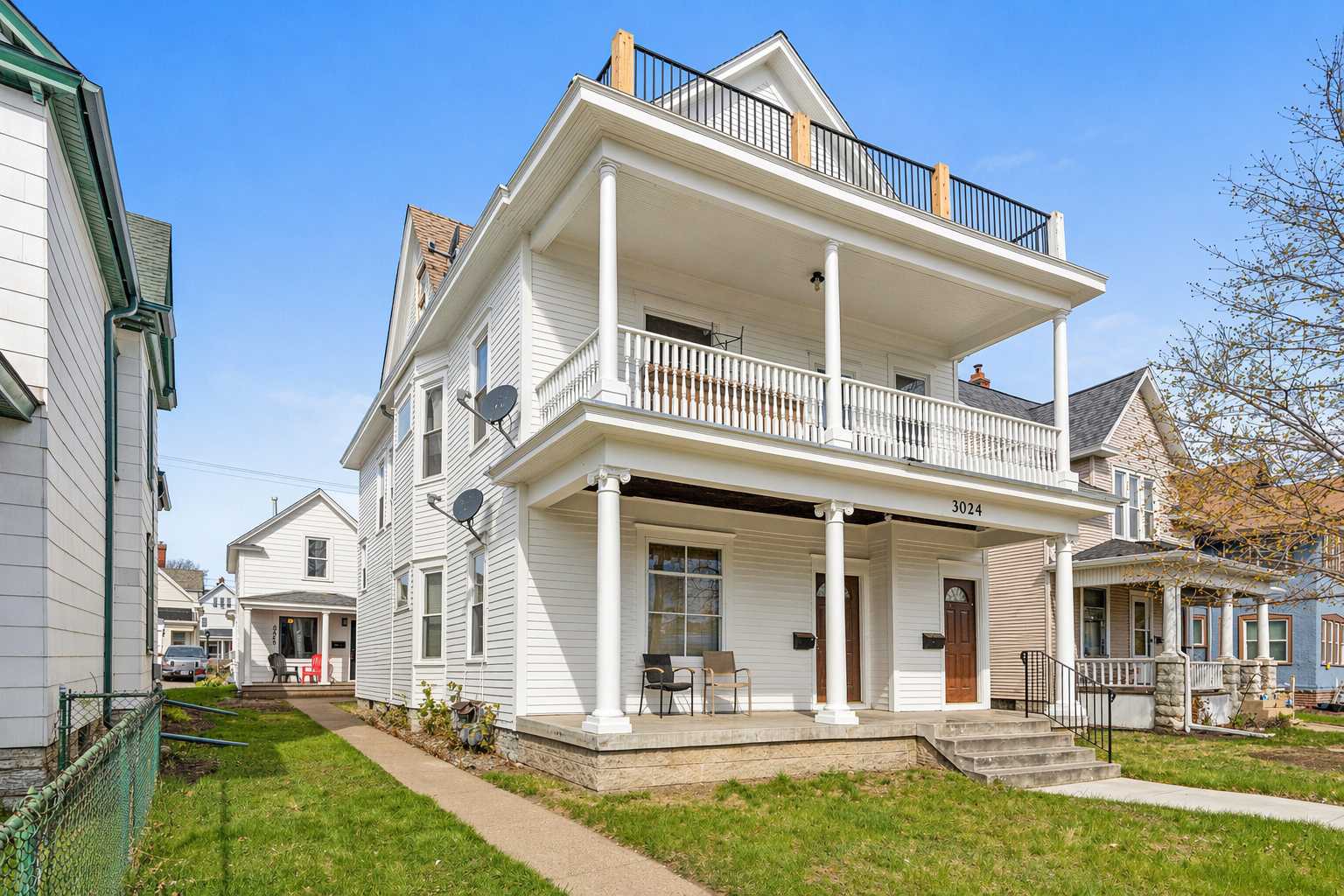3024 Chicago AVE, Minneapolis, MN 55407