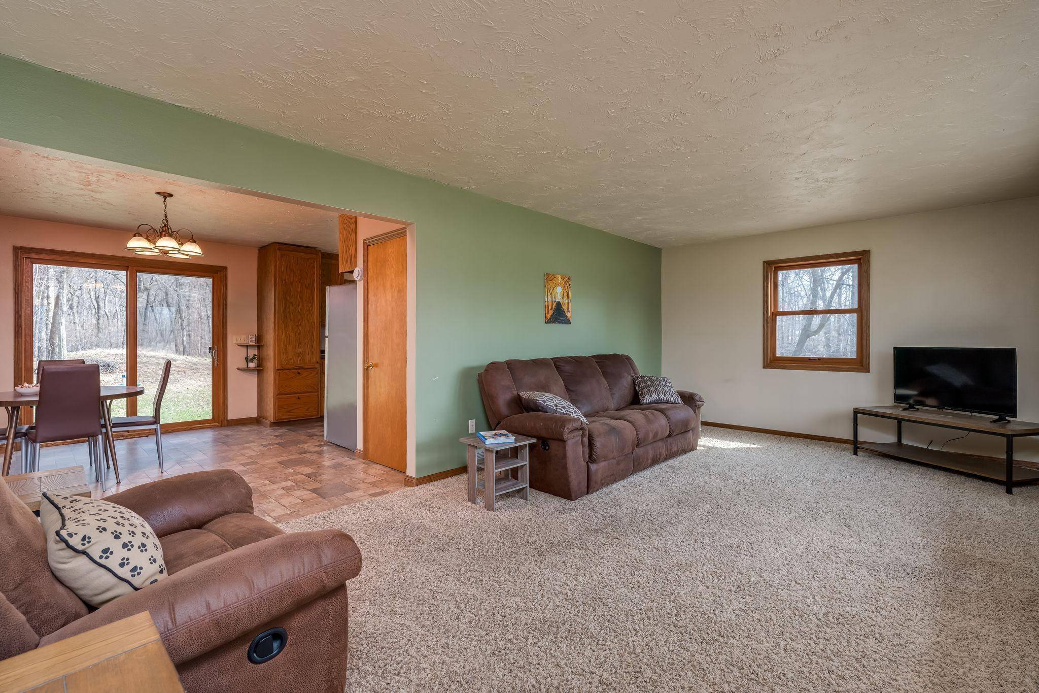 52072 State Highway 30, Amboy, MN 56010