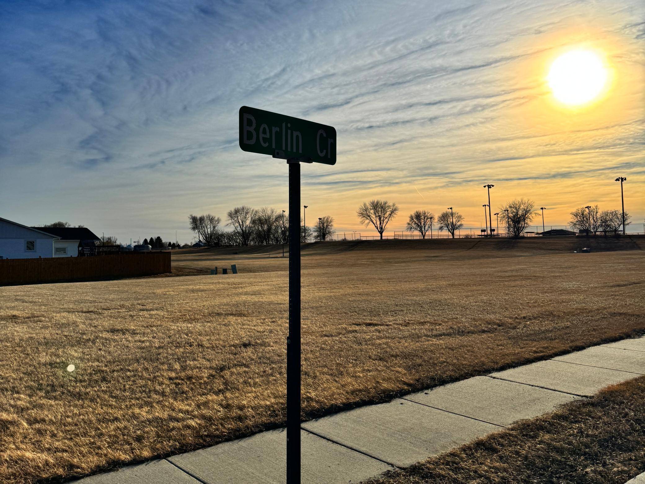 414 Berlin CIR, Marshall, MN 56258