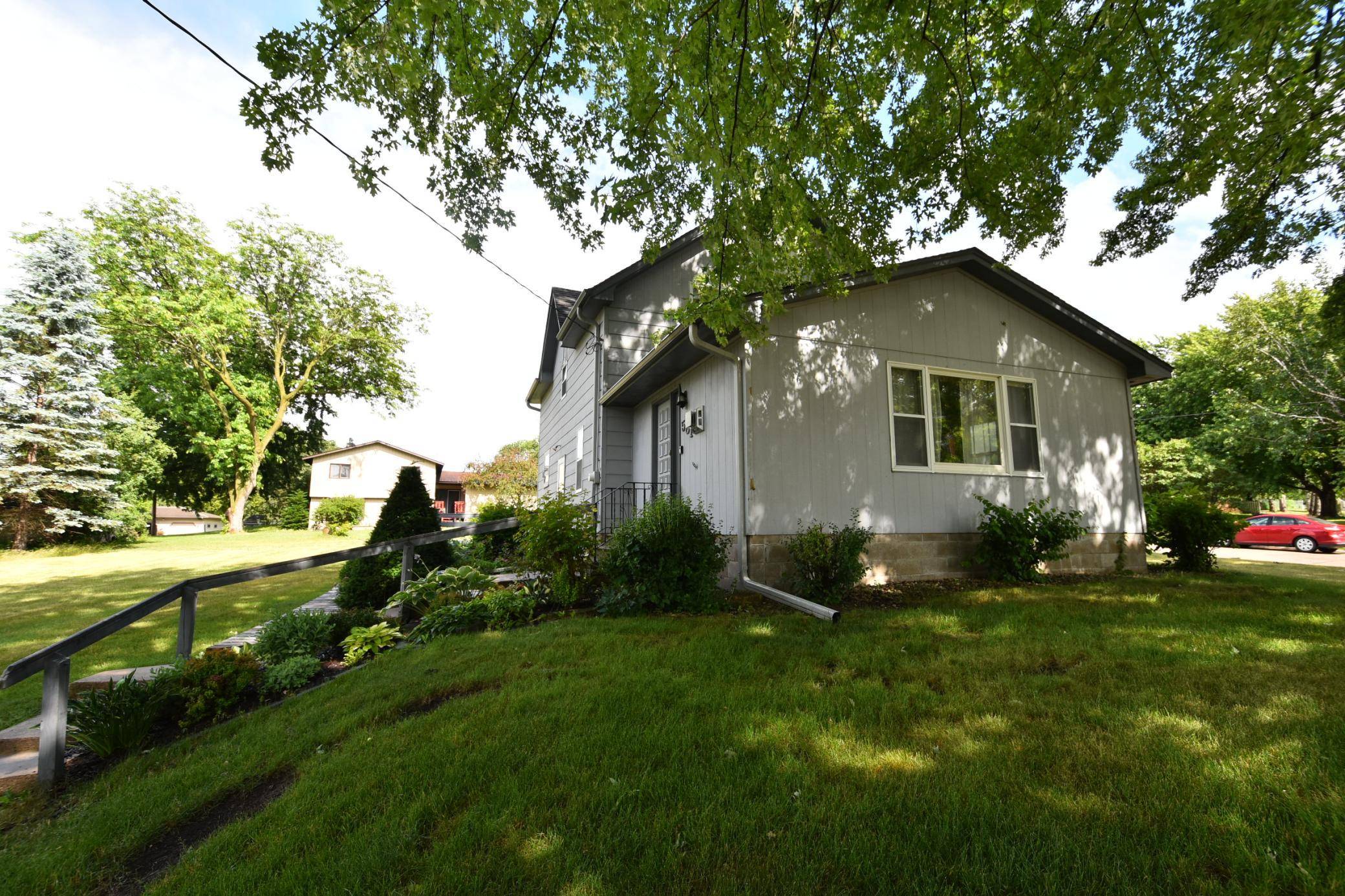 581 2nd AVE E, Zumbrota, MN 55992