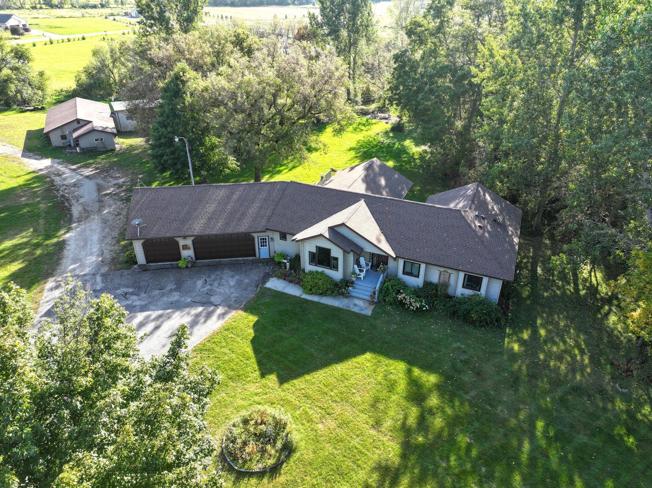 3874 Airway LN NE, Alexandria, MN 56308
