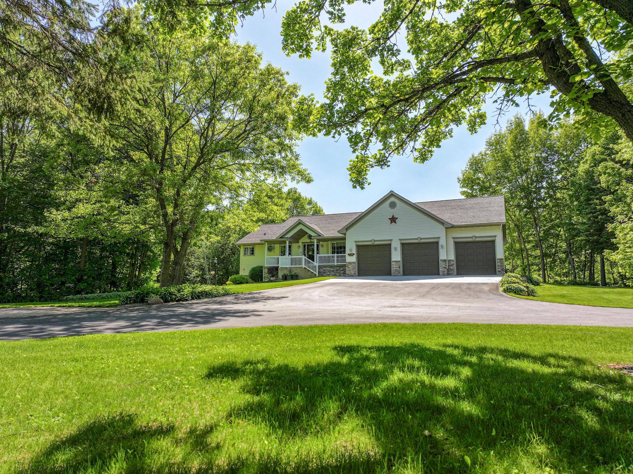 1966 Liberty RD NE, Alexandria, MN 56308
