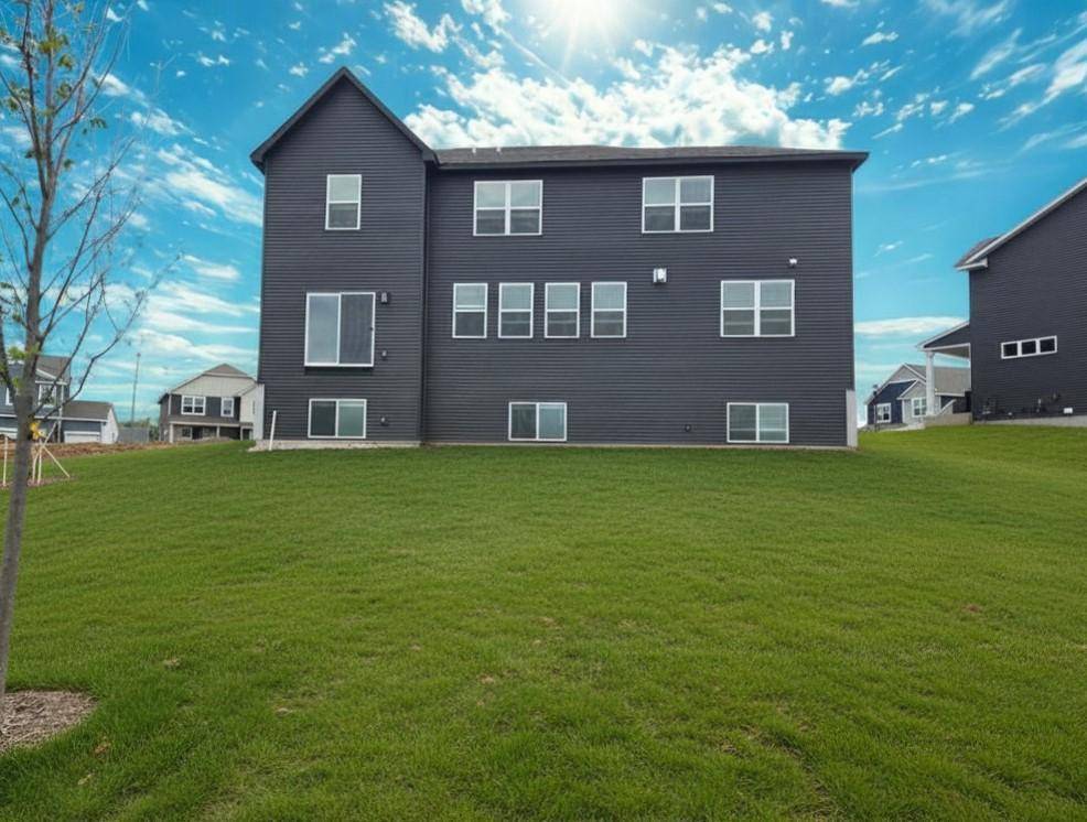 4762 Blake CT, Woodbury, MN 55129