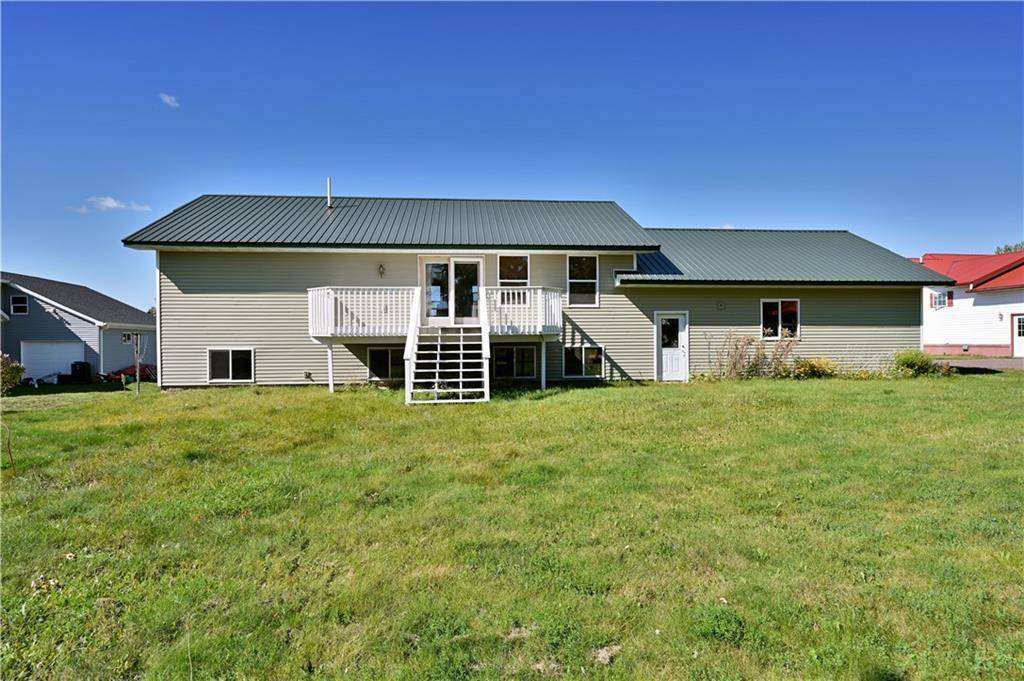 111 Reinhart DR, Shell Lake, WI 54871