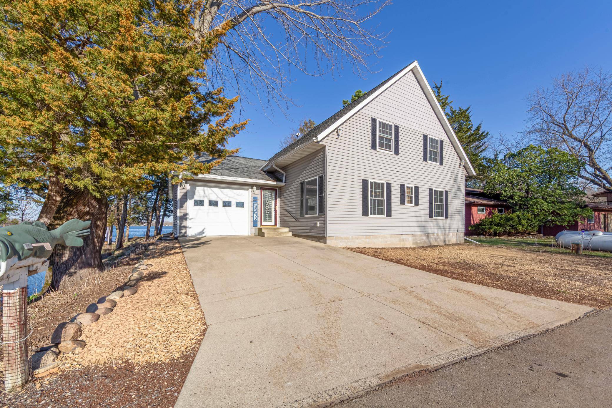 49335 Sportsmans LN, Waterville, MN 56096