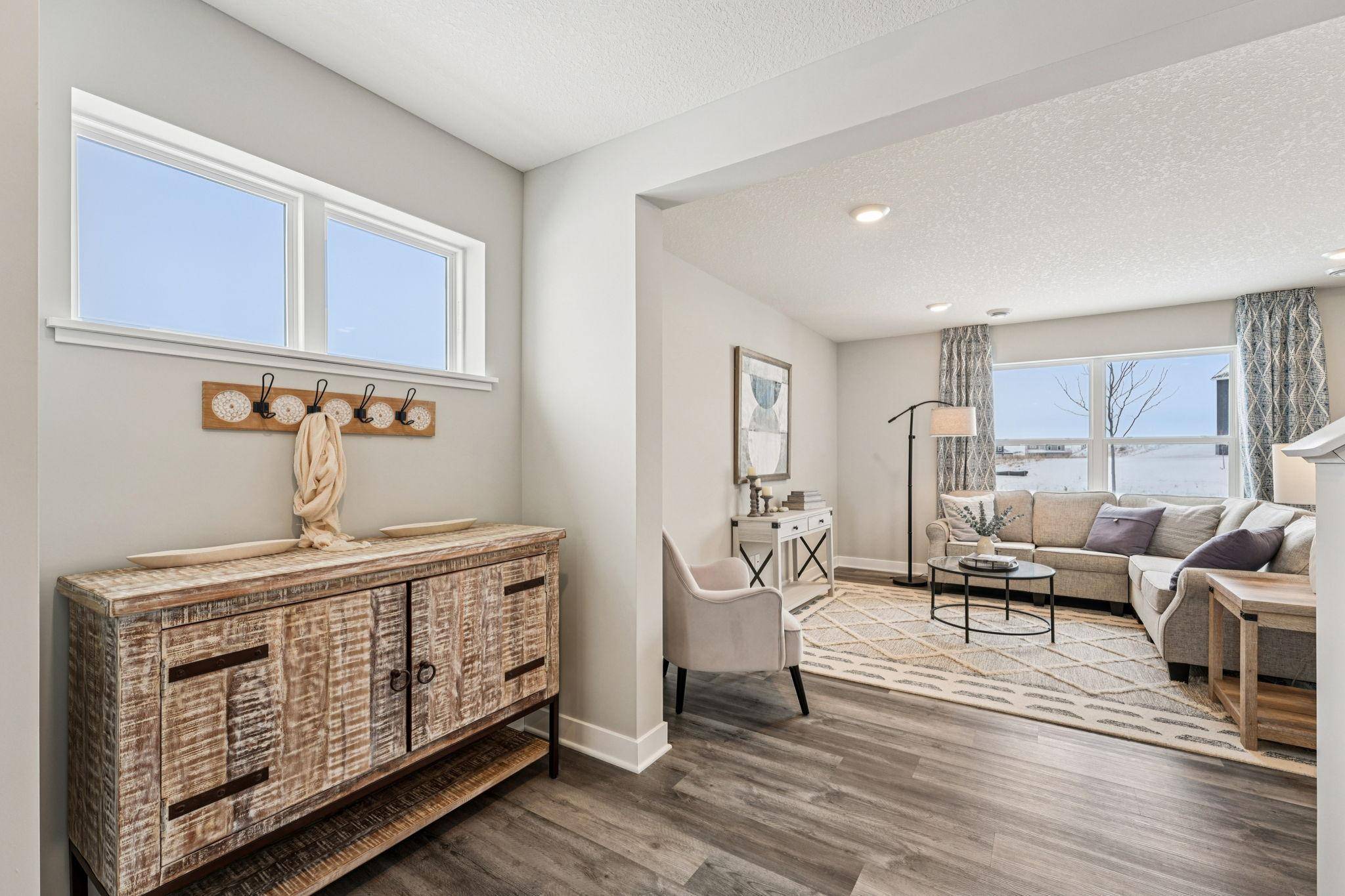 2068 Clearwater TER, Shakopee, MN 55379